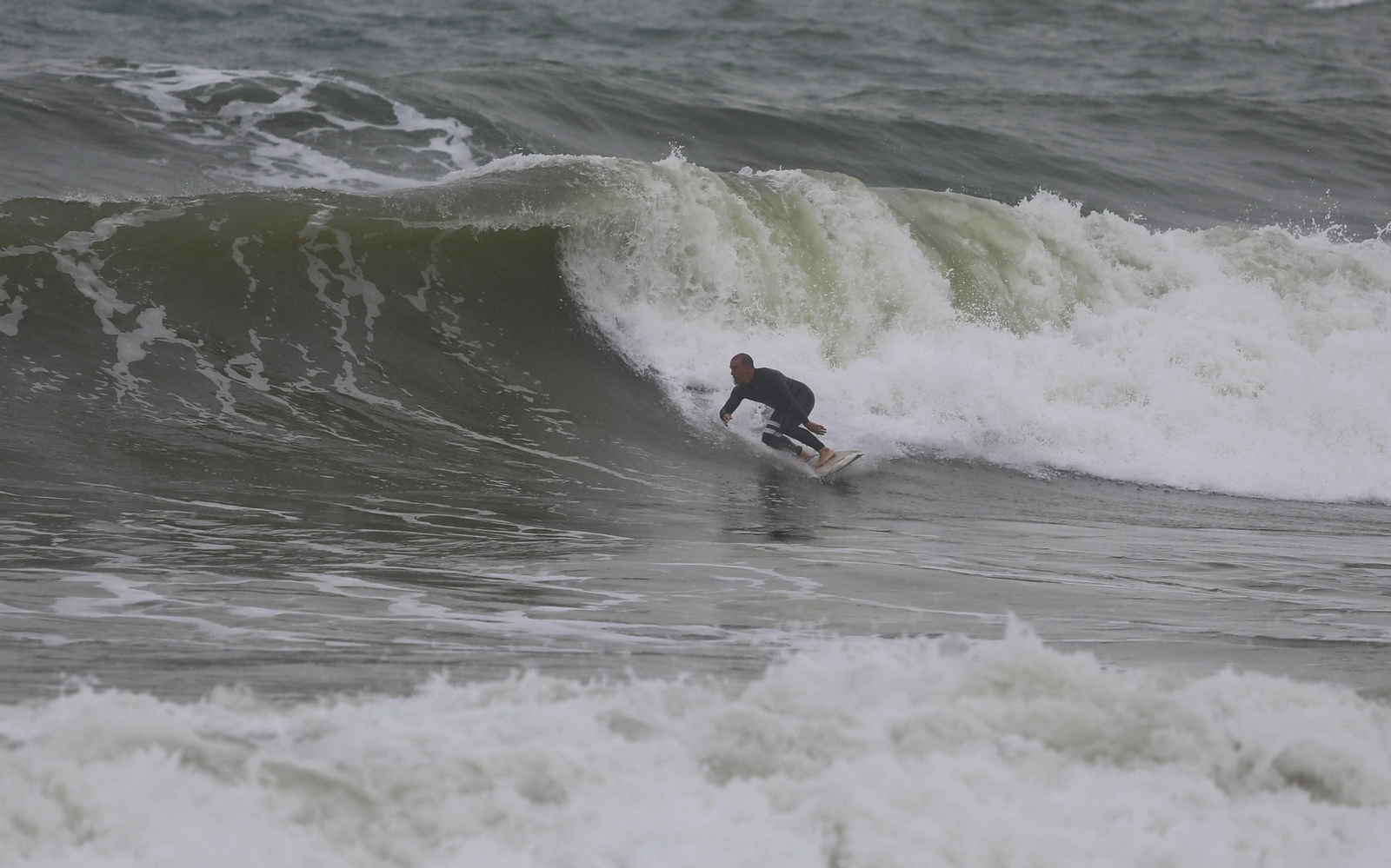 Las fotos del temporal en las playas de Málaga