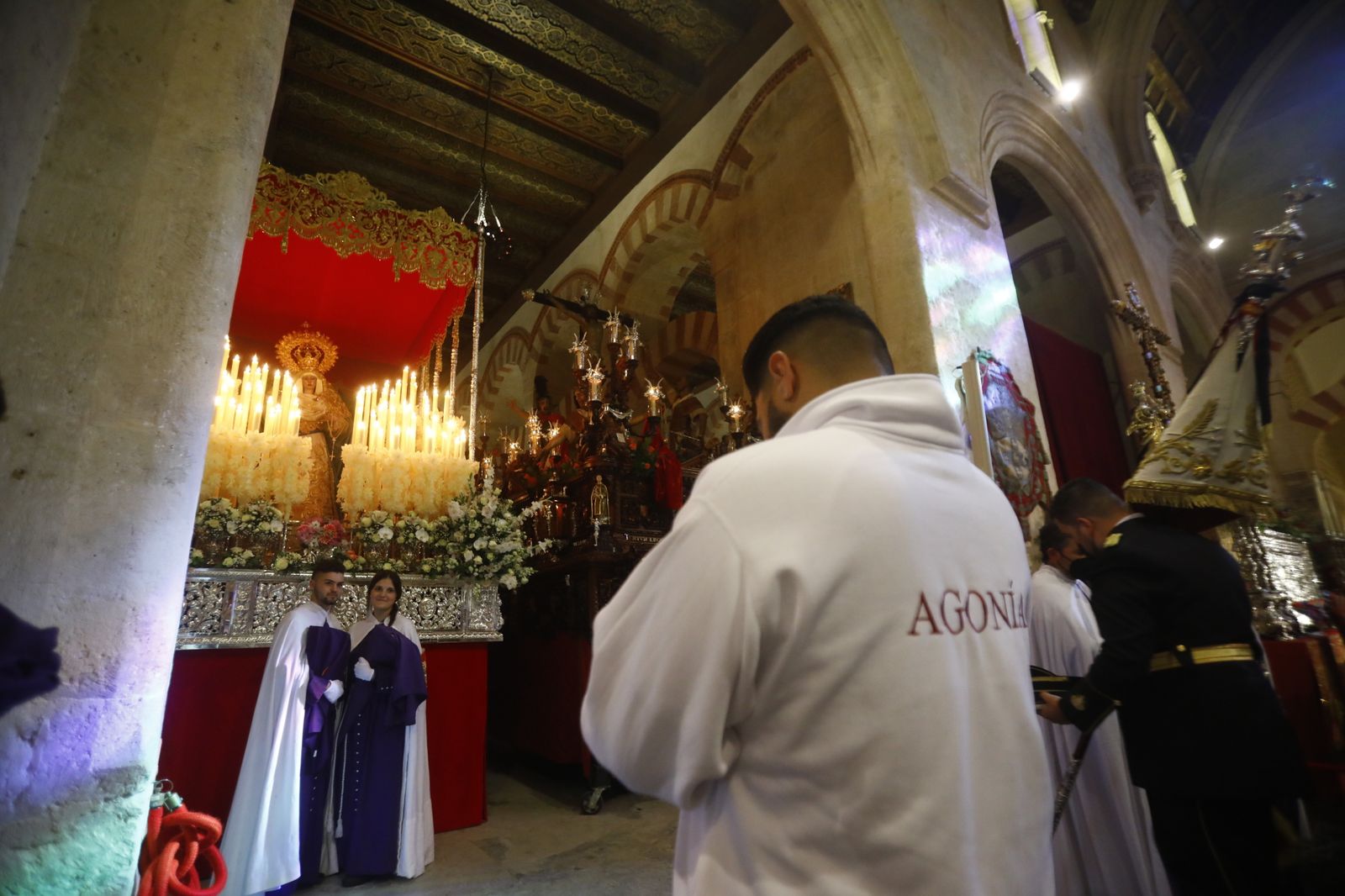 La hermandad de La Agonía de Córdoba suspende su procesión del Martes Santo, en imágenes