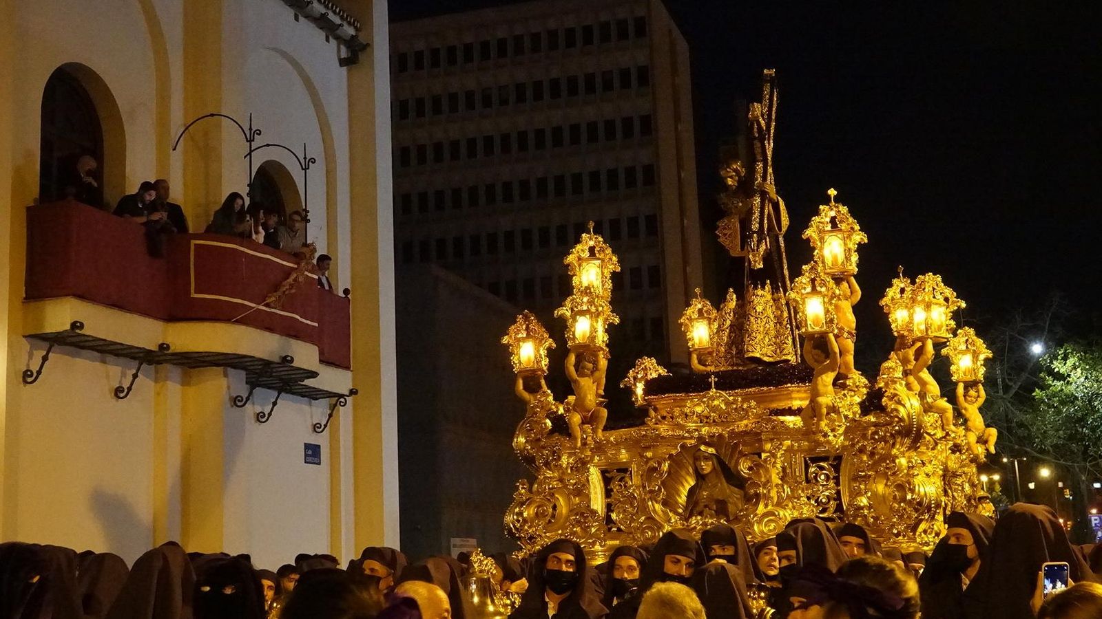 Nazareno del Paso en su trono procesional