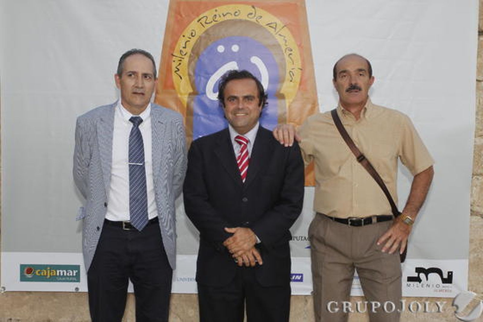 Valeriano Díaz, director de Alsa, Rafael Baños y Joaquín Gálvez, de Surbus Alsa, acudieron en representación de la famosa línea de autobuses./ Rafael González y Ricardo García