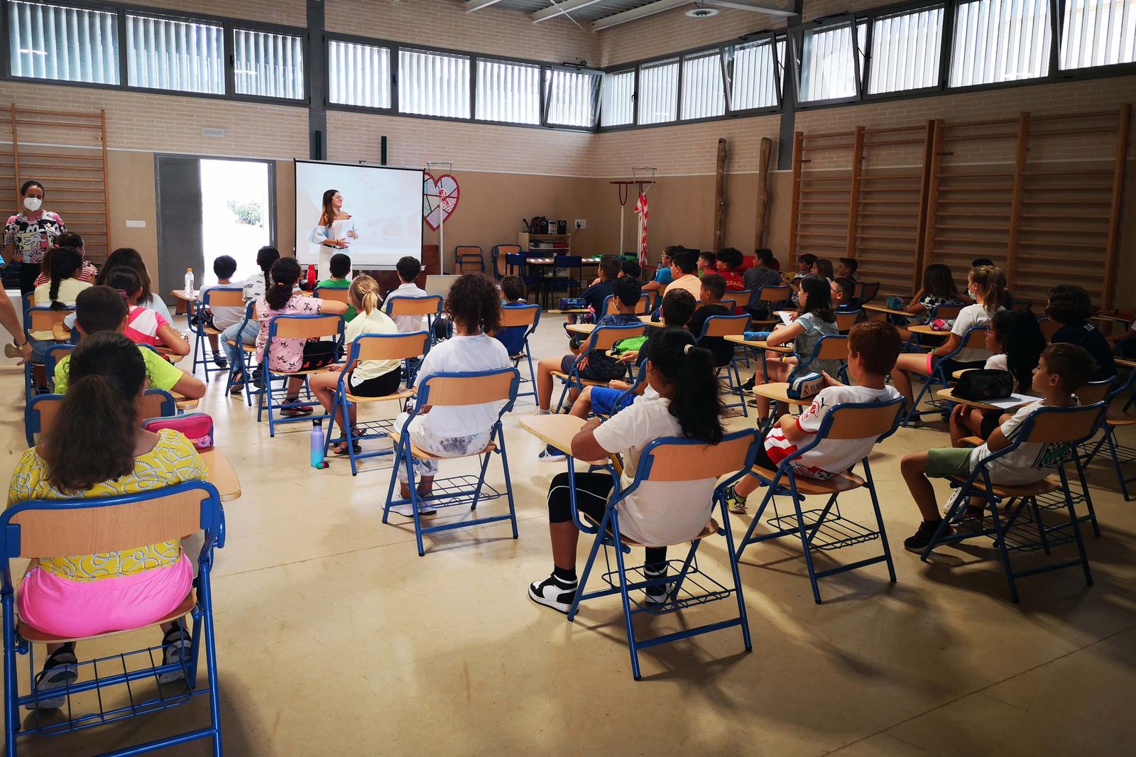 Más de 1.500 estudiantes investigan la biodiversidad marina del Levante almeriense con la UAL
