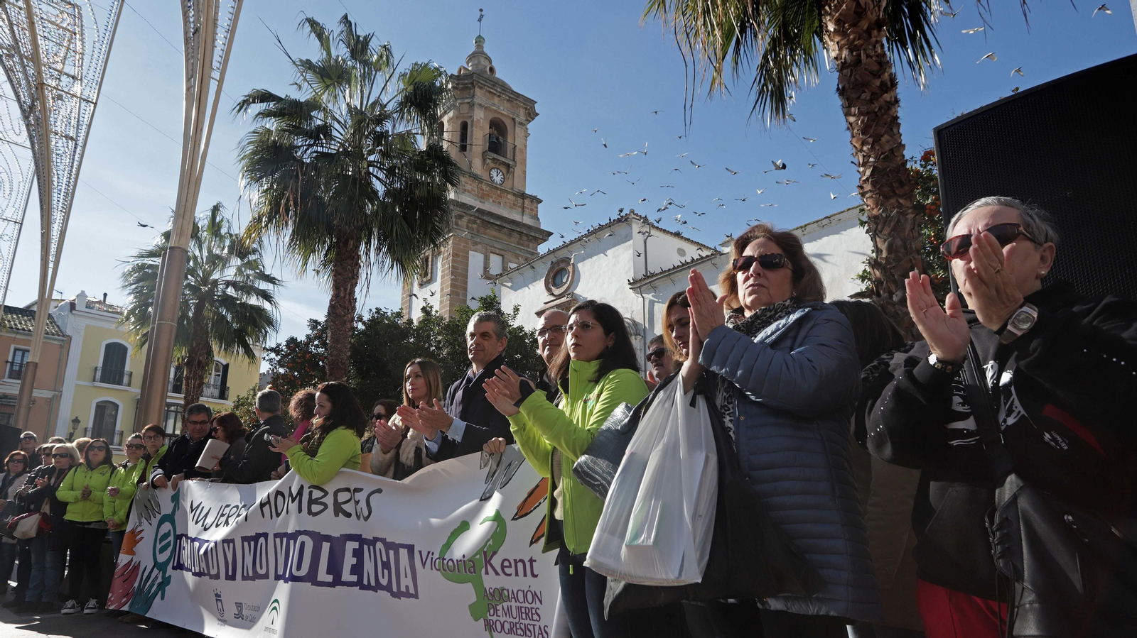 Concentraciones contra la violación de una menor en Algeciras