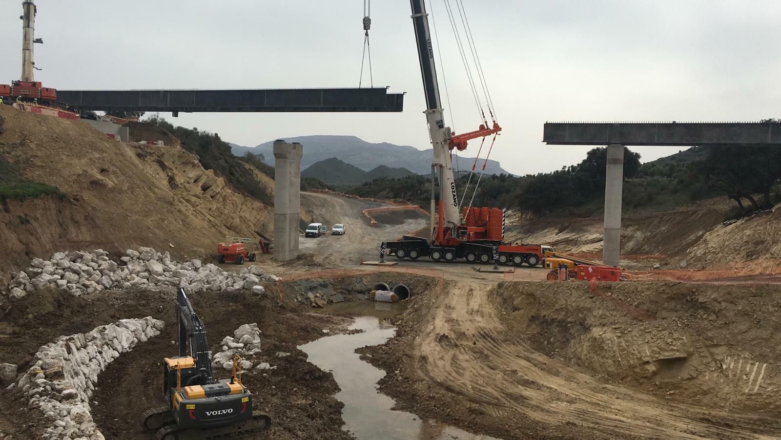 Trabajos de reparación en el arroyo de las Tinajas