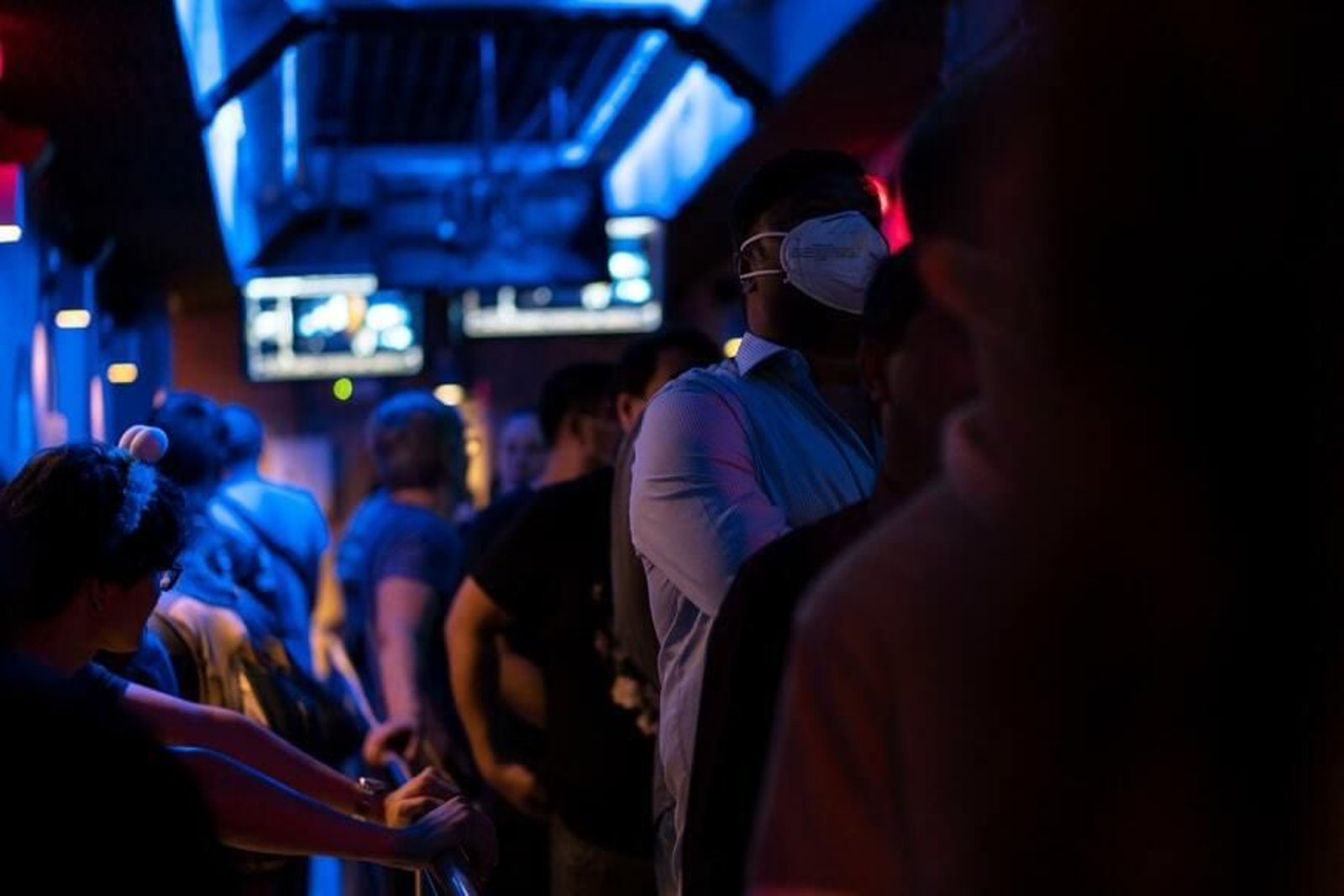 Andalucía quiere implementar el pasaporte covid para el ocio nocturno.