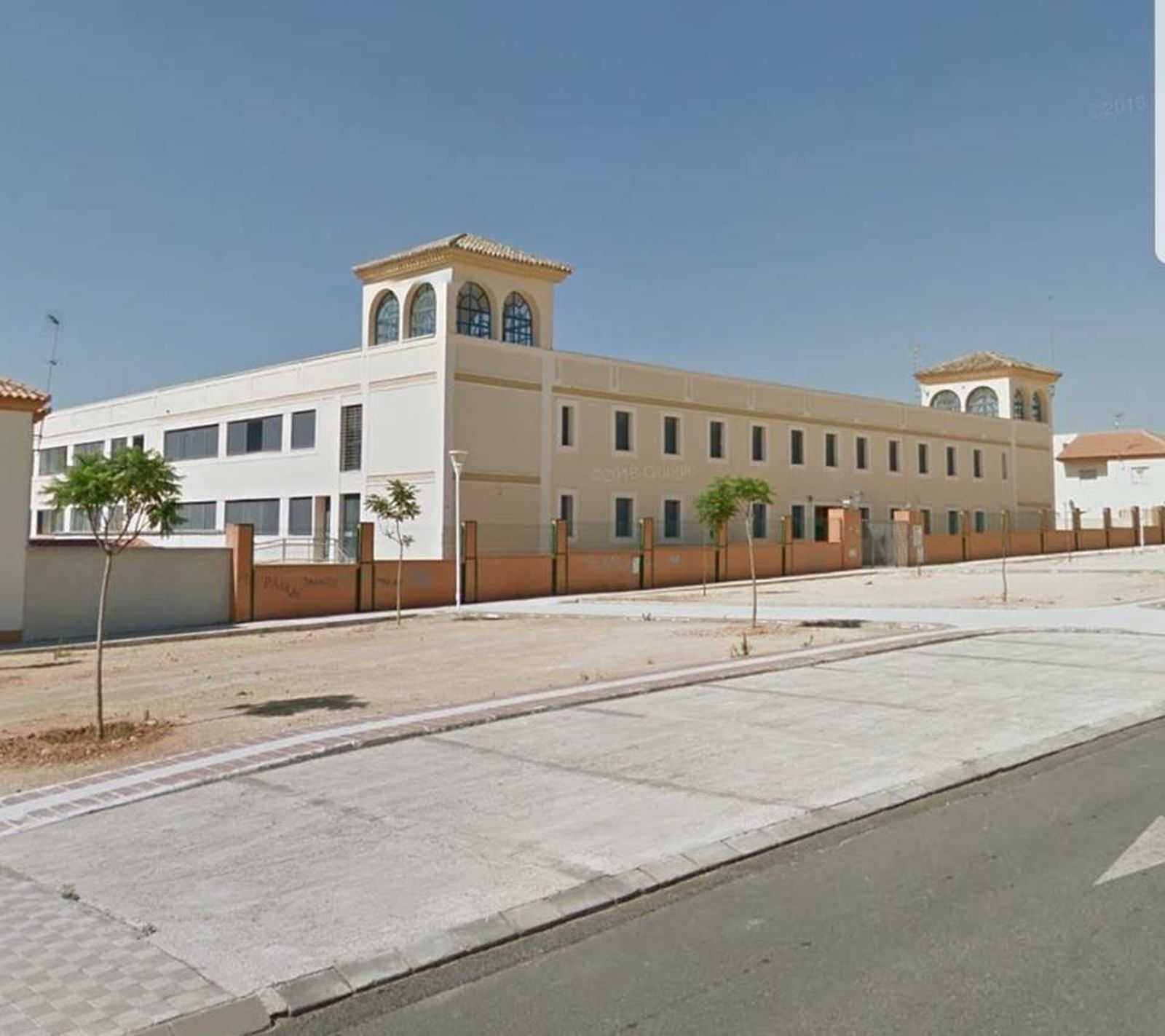 El IES Alminar de Bollullos de la Mitación, que ya está pendiente de una ampliación.