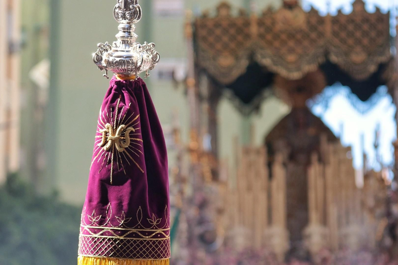 Las fotos de Nueva Esperanza en el Martes Santo en Málaga