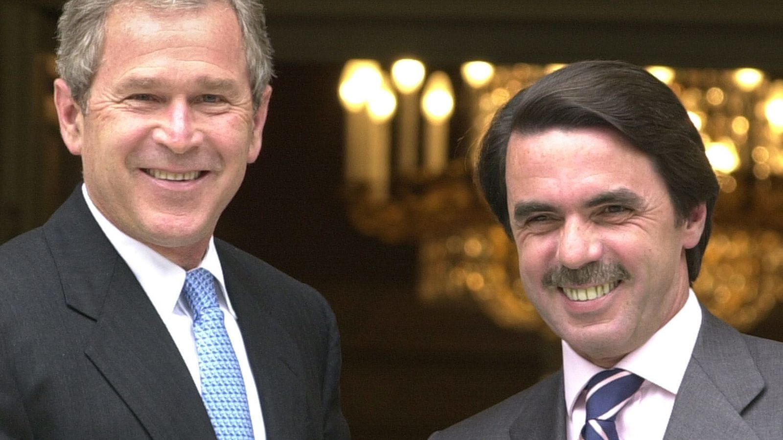 George  Bush y José María Aznar en 2001.