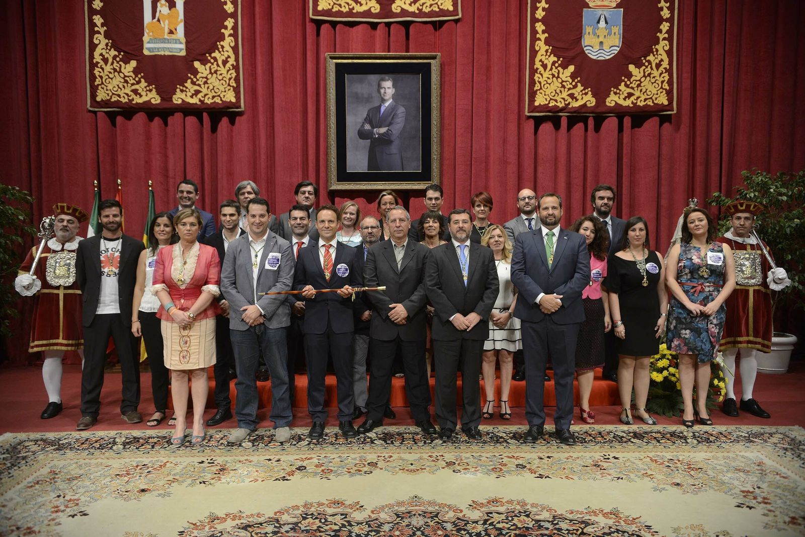 Una imagen de la Corporación municipal que salió de las urnas en el mes de mayo de 2015. Doce de los concejales y concejalas no llegaron a terminar el mandato.