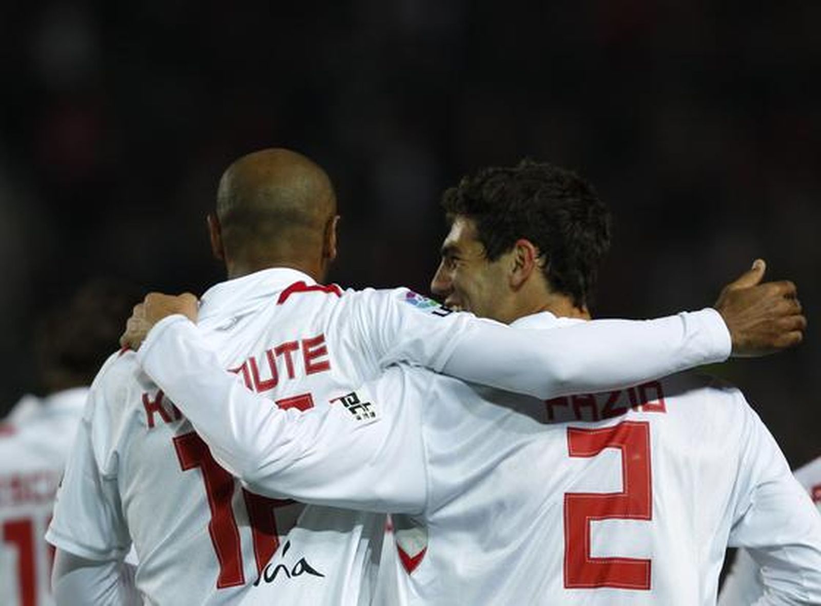 El Sevilla deja escapar otros dos puntos en su casa ante el Dépor y ya acumula 16 puntos perdidos en casa. / Reuters