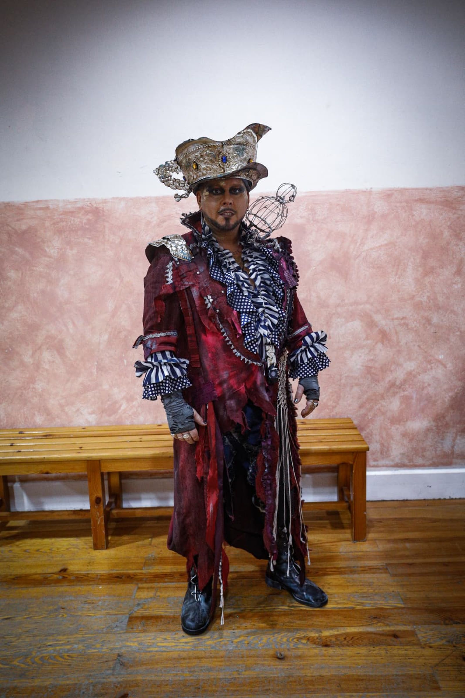 El tipo de 'El desguace' de cuerpo entero