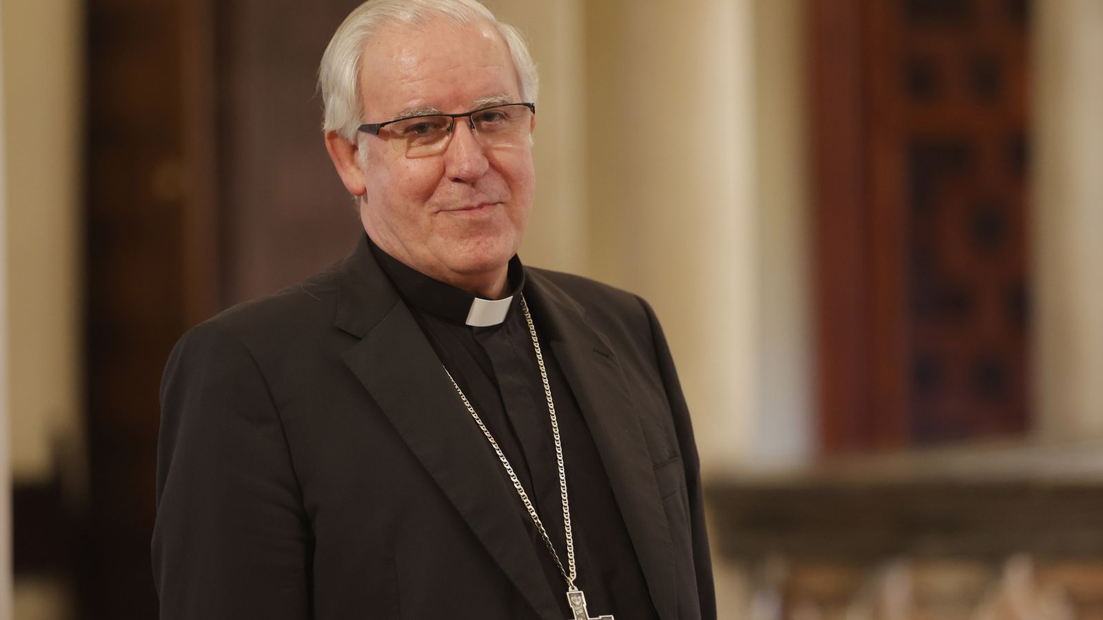 El arzobispo de Sevilla.