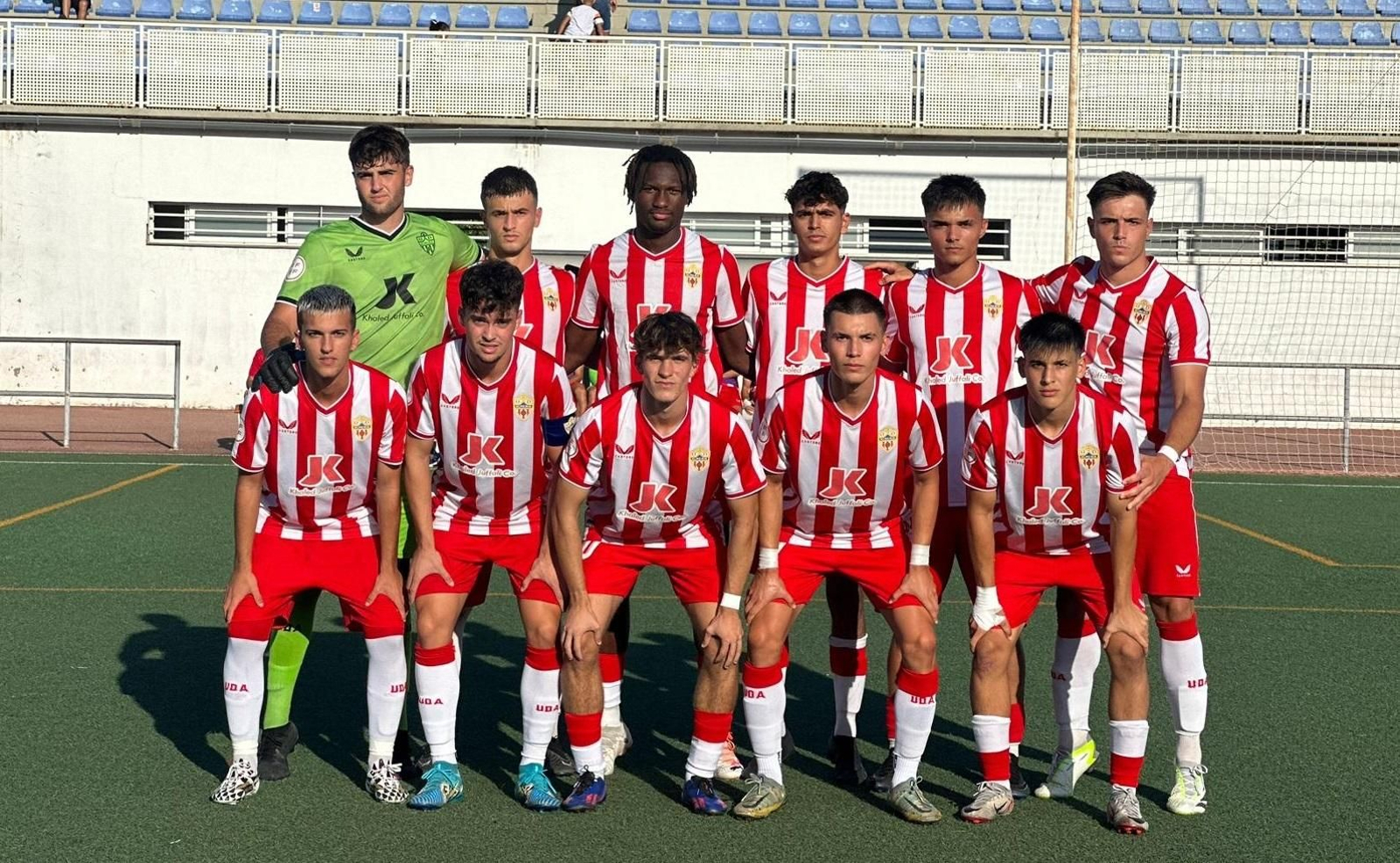 Formación presentada por Zeus Carmona en este jornada intersemanal