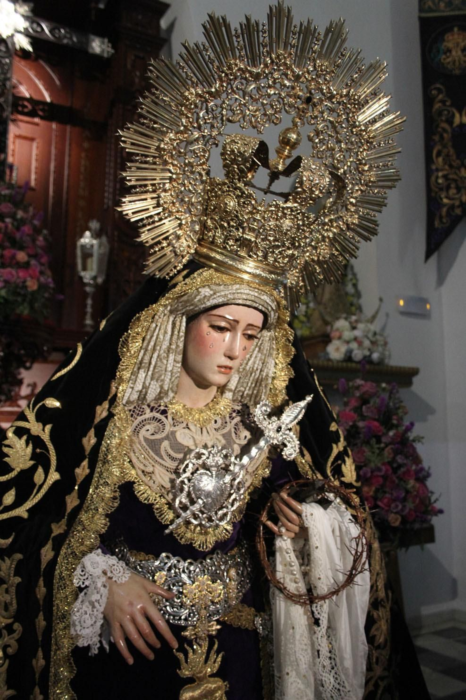 Imágenes del besamanos de La Virgen de la Soledad en la Concepción