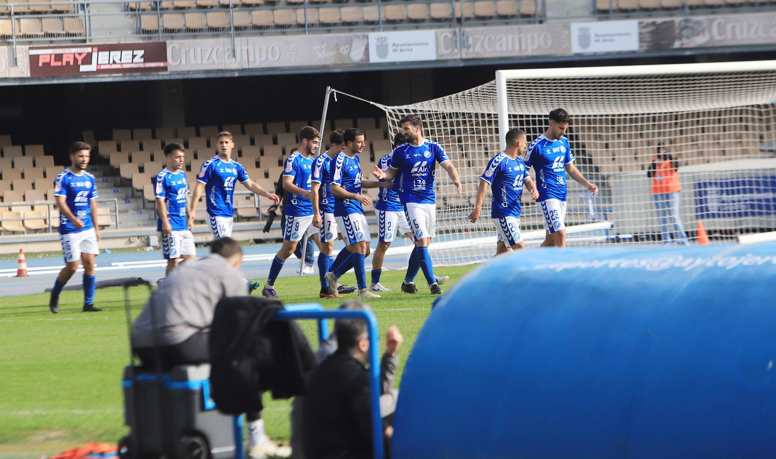Imágenes del amistoso entre el Xerez DFC - Betis Deportivo