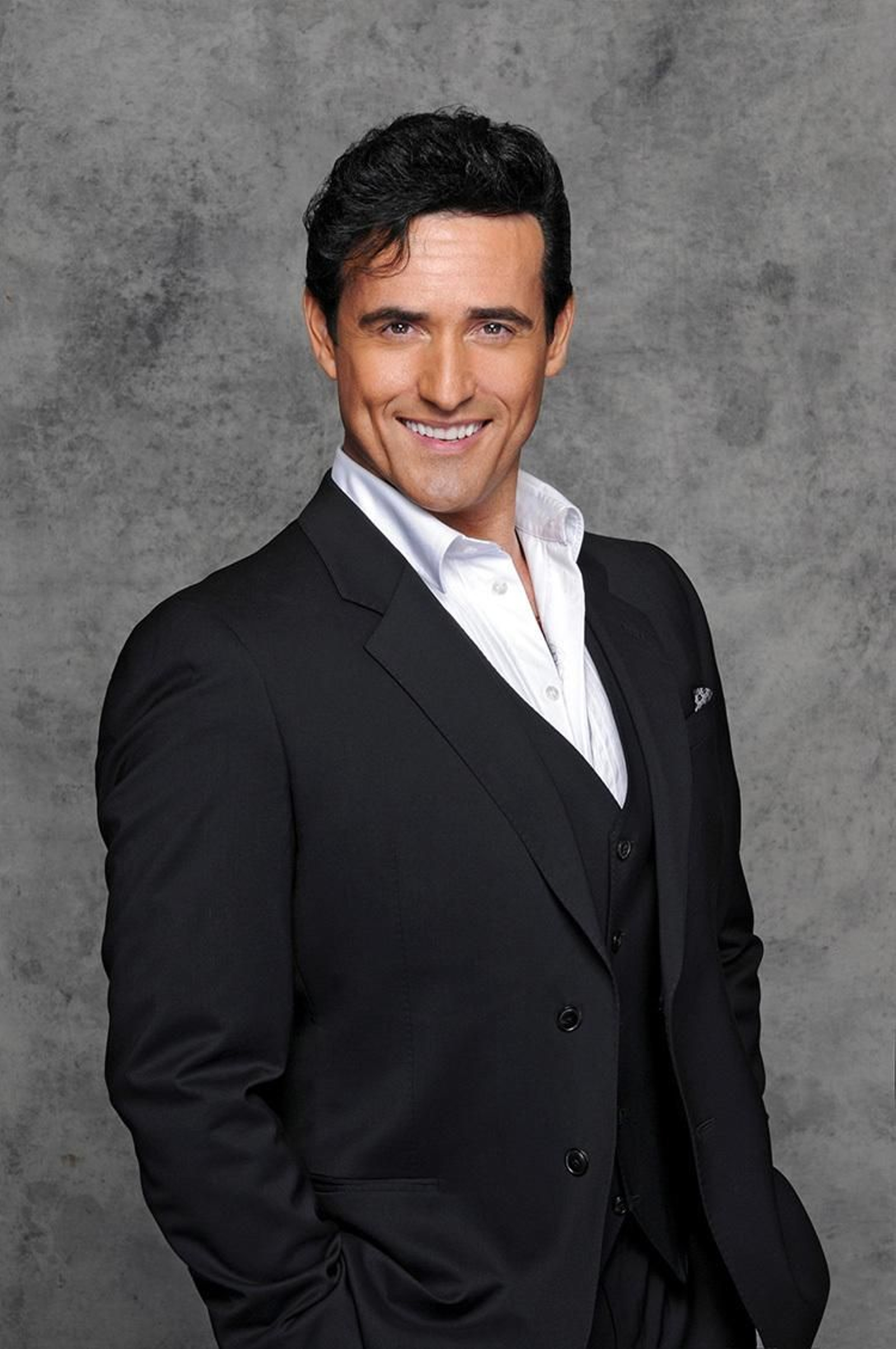 Carlos Marín conoce muy bien las playas de Mojácar.