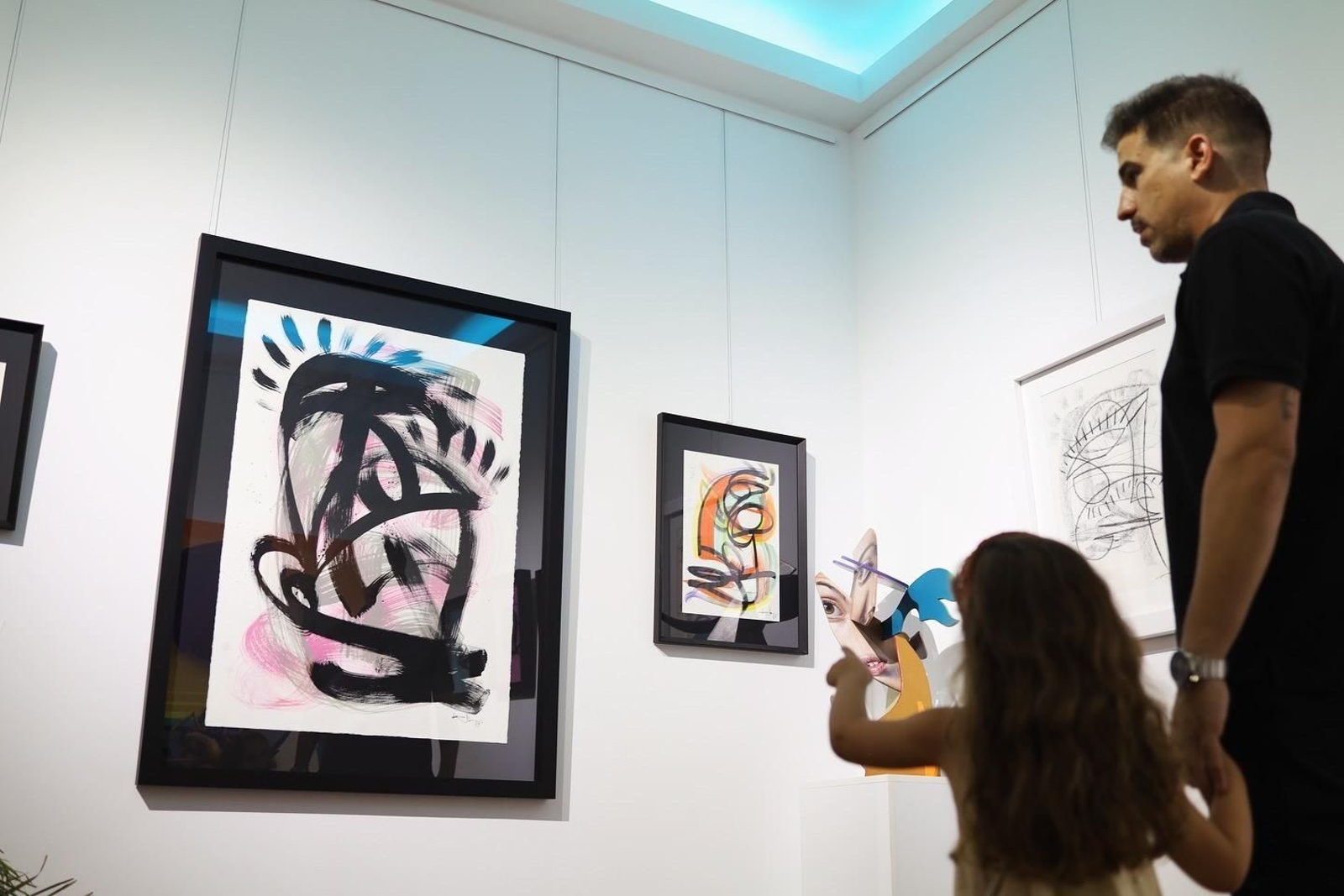 Así es Rampa: la nueva galería de arte contemporáneo con obras de Belin en el centro de Linares