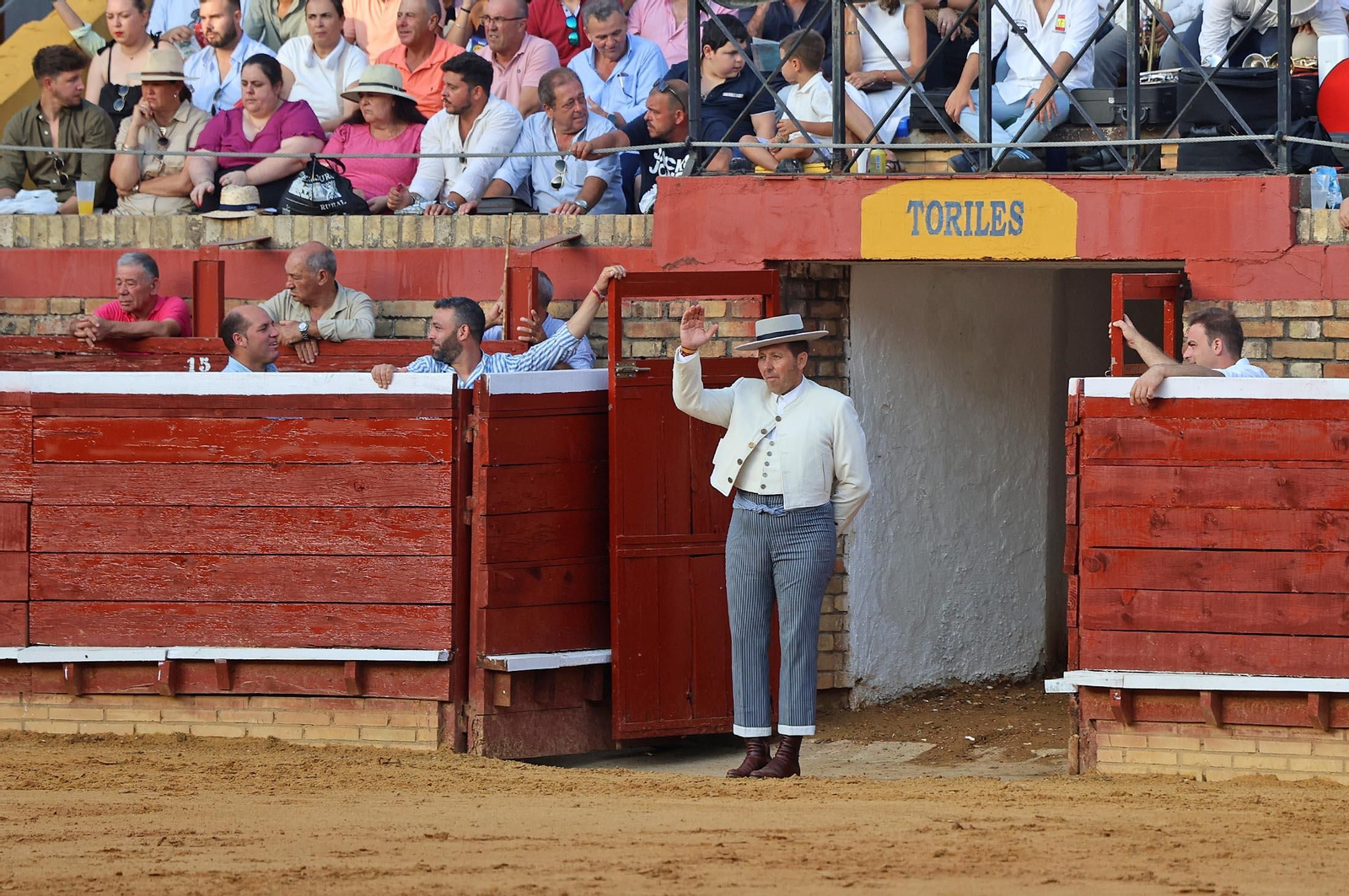 Toros La Merced: Imágenes de la tarde de Rejoneo con Diego Ventura, Andrés Romero y Sergio Galán