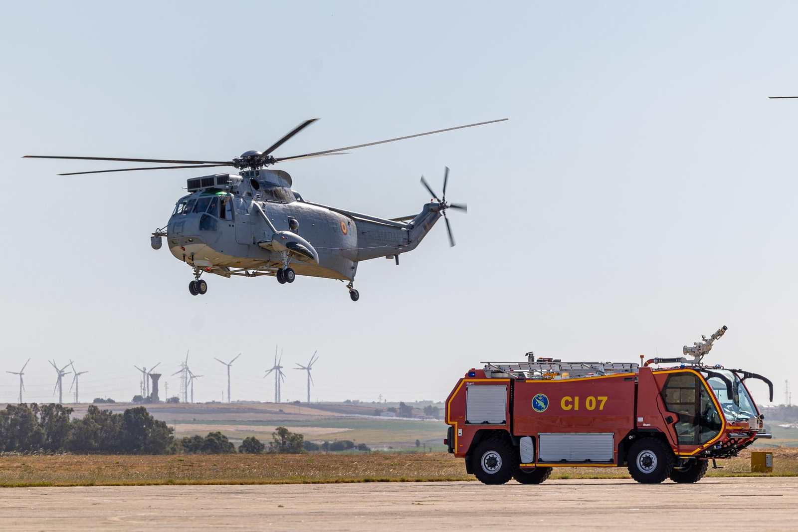 Imágenes de la Despedida del Sea King de la quinta escuadrilla