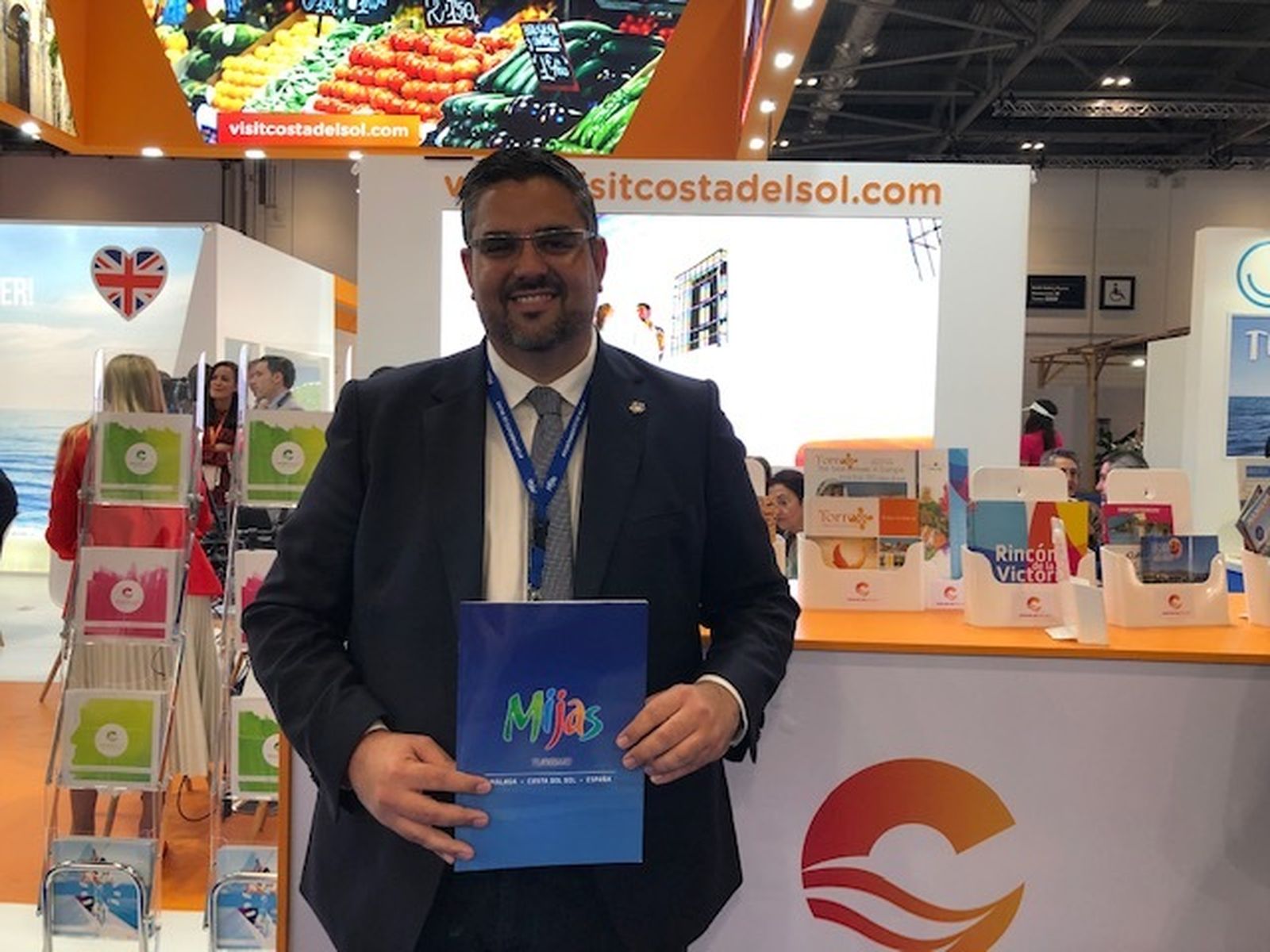 José Antonio González, alcalde de Mijas, en la WTM en Londres.