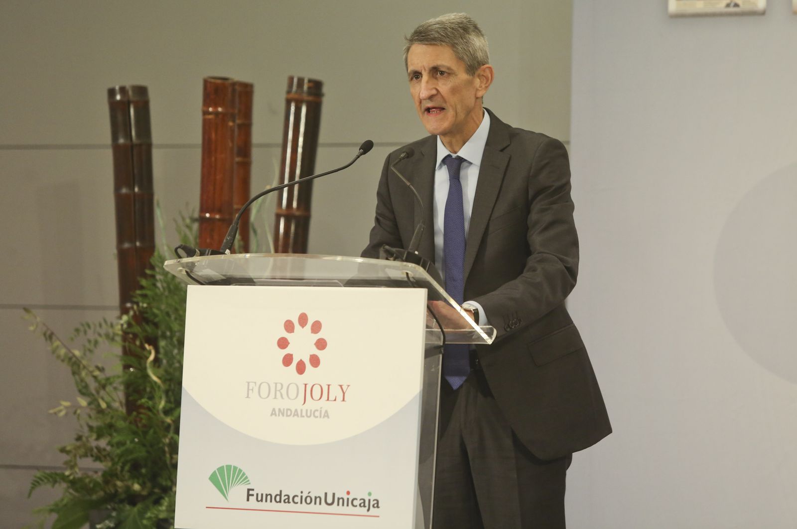 Foro Joly con el consejero de Sostenibilidad, Medio Ambiente y Economía Azul de la Junta de Andalucía en imágenes