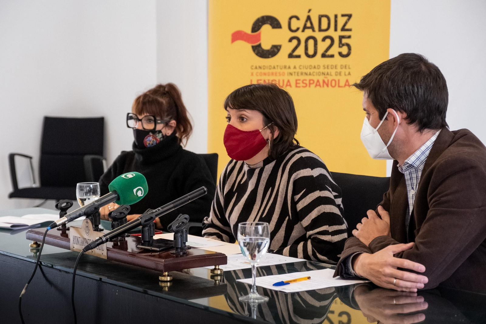 La concejala de Medio Ambiente, Rocío Sáez, presenta los datos de recogida de vidrio.