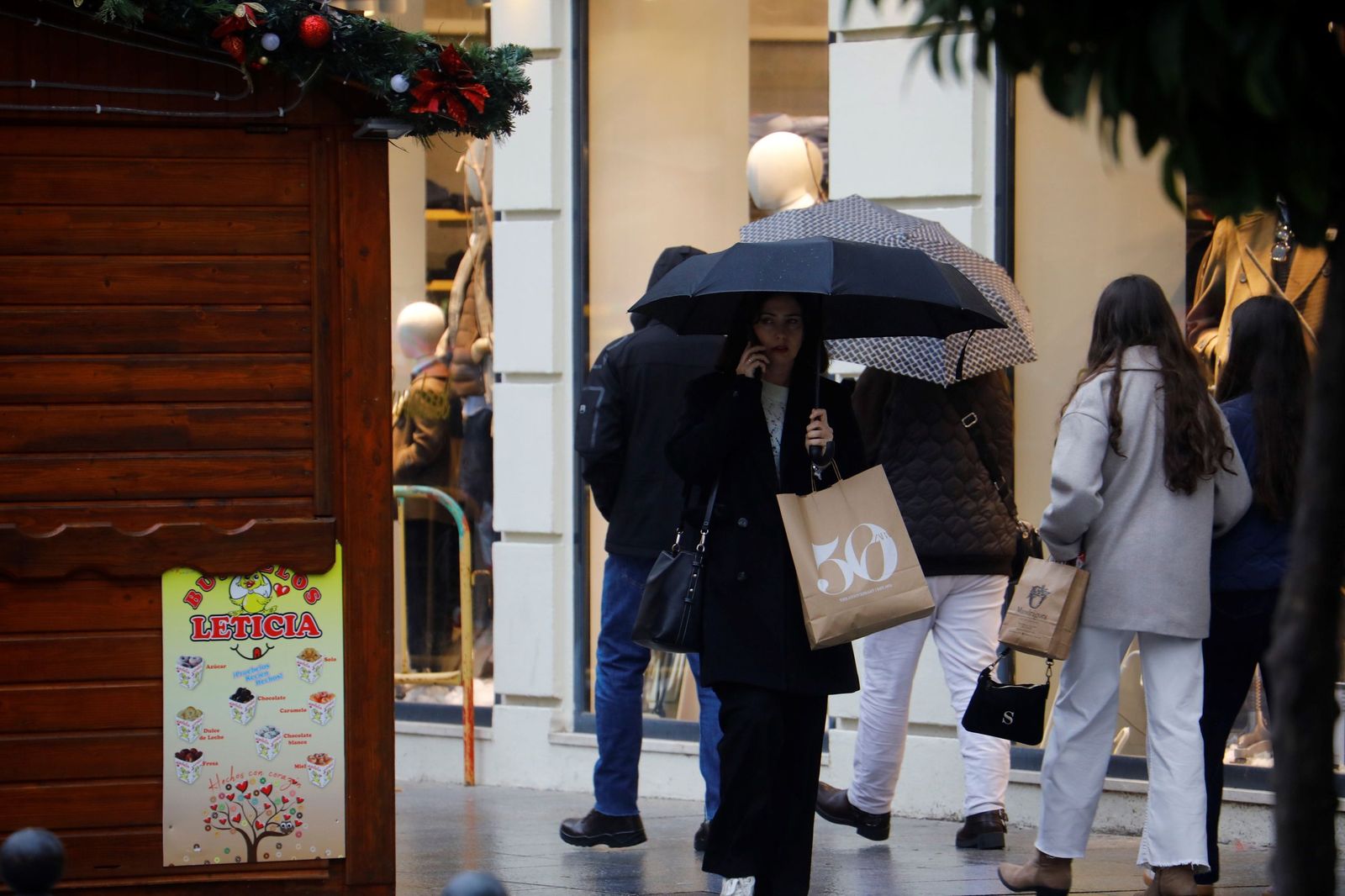 Los cordobeses ultiman las compras de Navidad, en imágenes