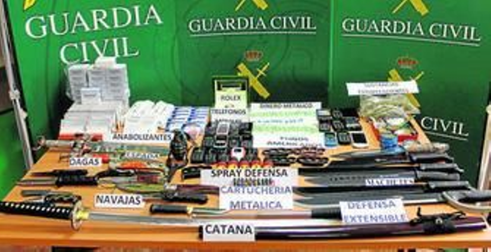 Material incautado en la operación de la Guardia Civil.
