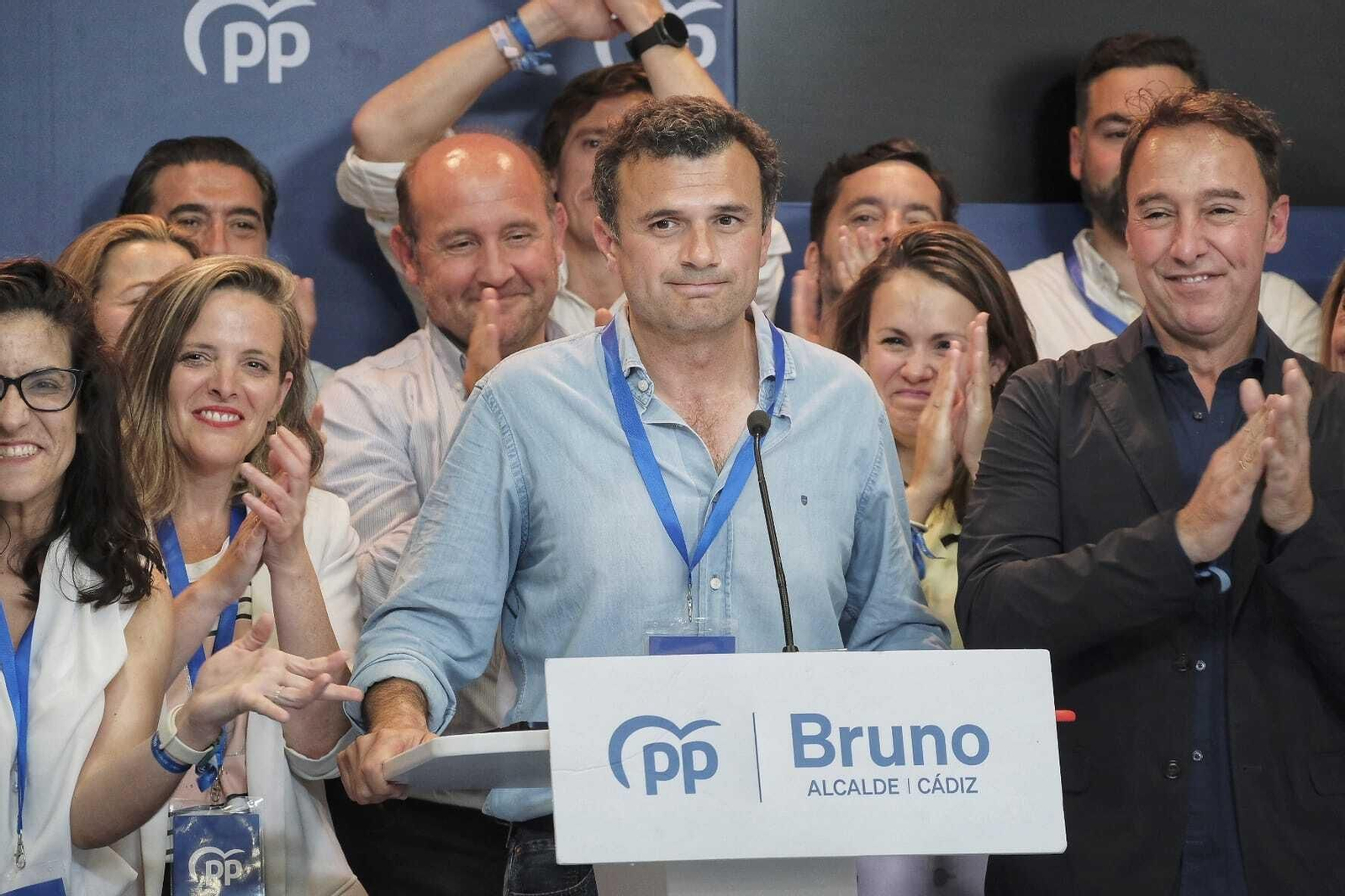 Todas las imágenes de la victoria del PP en Cádiz capital