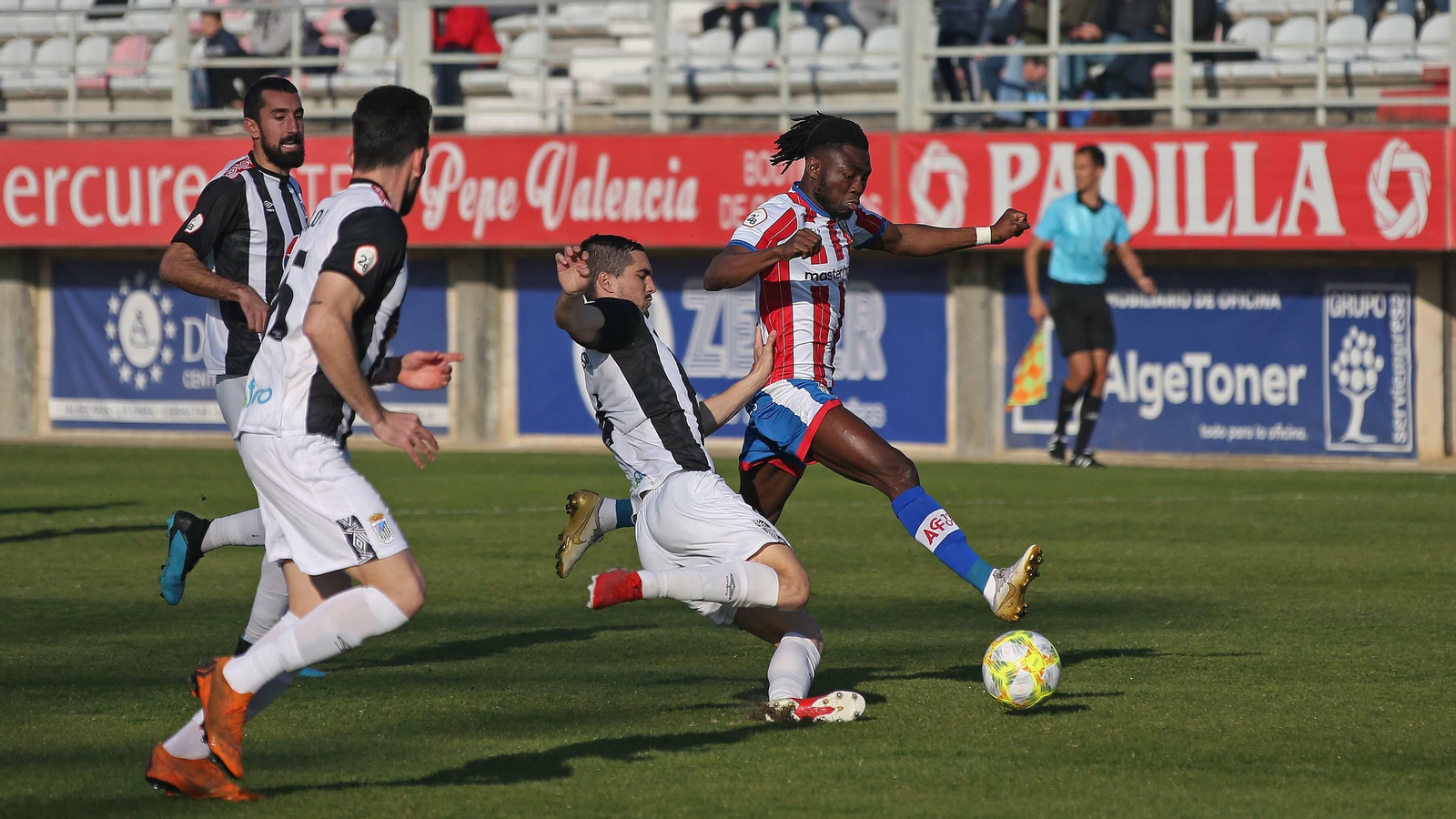 Las mejores fotos del Algeciras - Badajoz