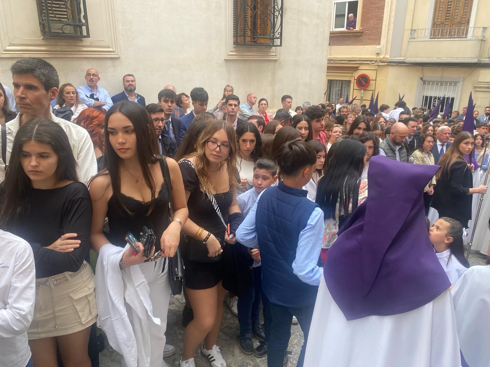 Tarde de Domingo de Ramos con cielos grises