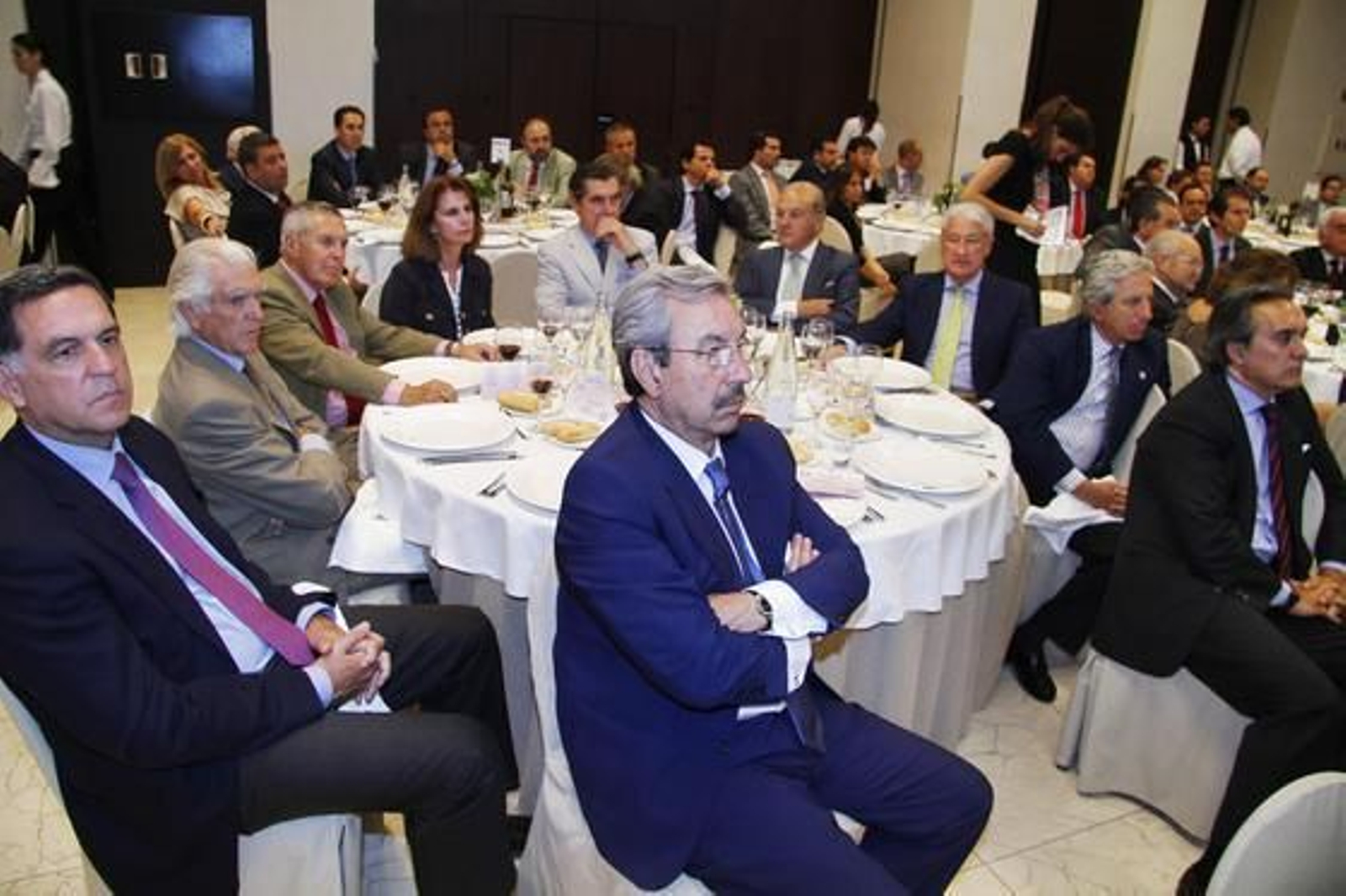 Pascual Montañés, Jaime Benjumea, Juan Gualberto Pemán, José Ramón del Río, Isabel León, Fernando de Parias José Bohórquez, Miguel Nuche, Ramón Beca y Ramón Ybarra.

Foto: Juan Carlos Vázquez y Victoria Hidalgo