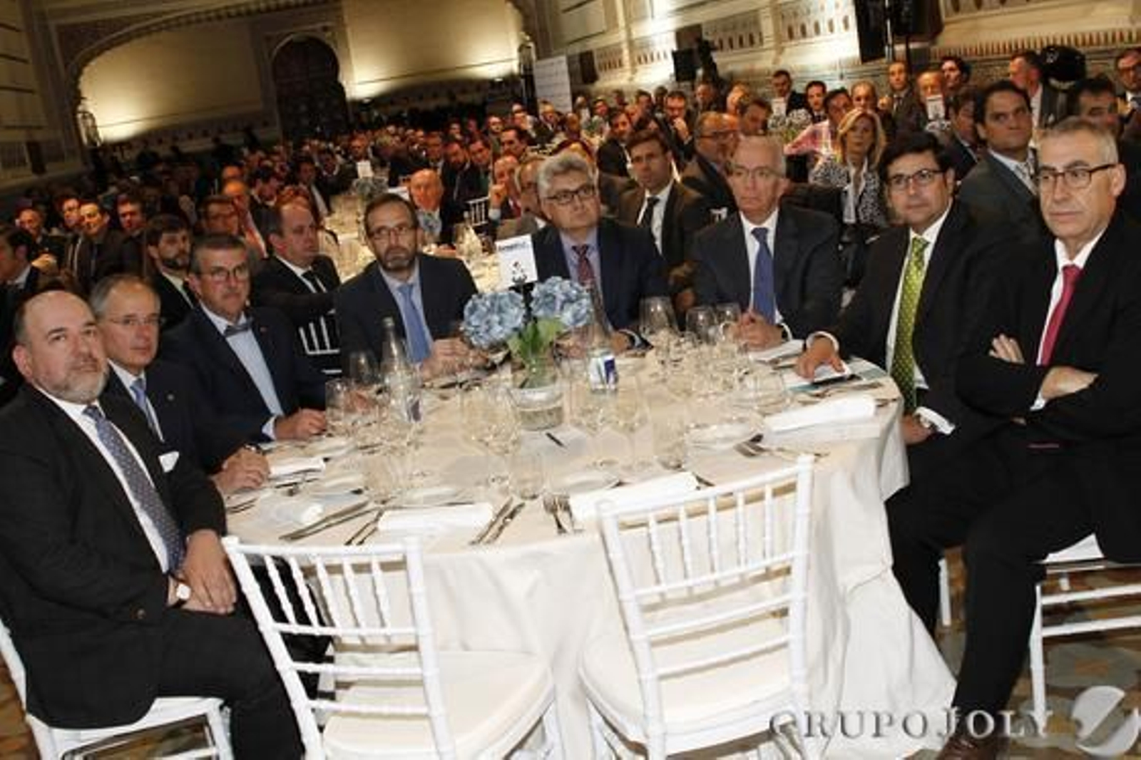 Luis Chacón, Juan Domingo, Antonio Luis Pérez, Jesús Porres, Jaime Riz, José Ángel Zurita, Ignacio Pérez y Indalecio Ocón.

Foto: Alex Camara
