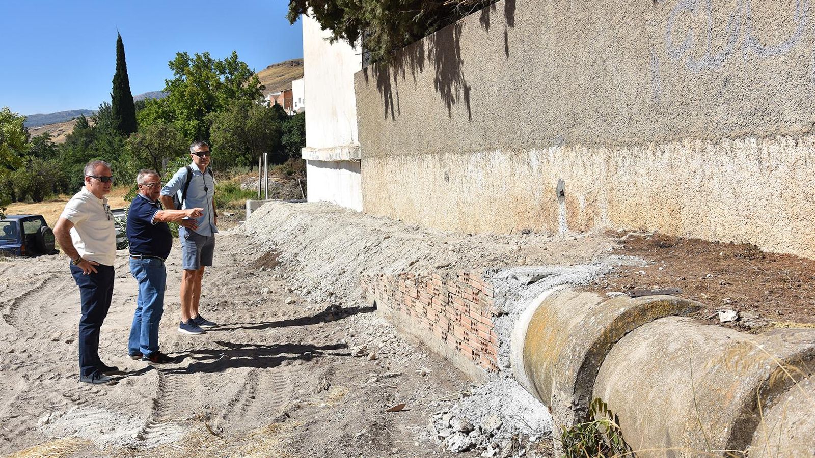 La acequia del Caz Alto en Baza La acequia del Caz Alto en Baza