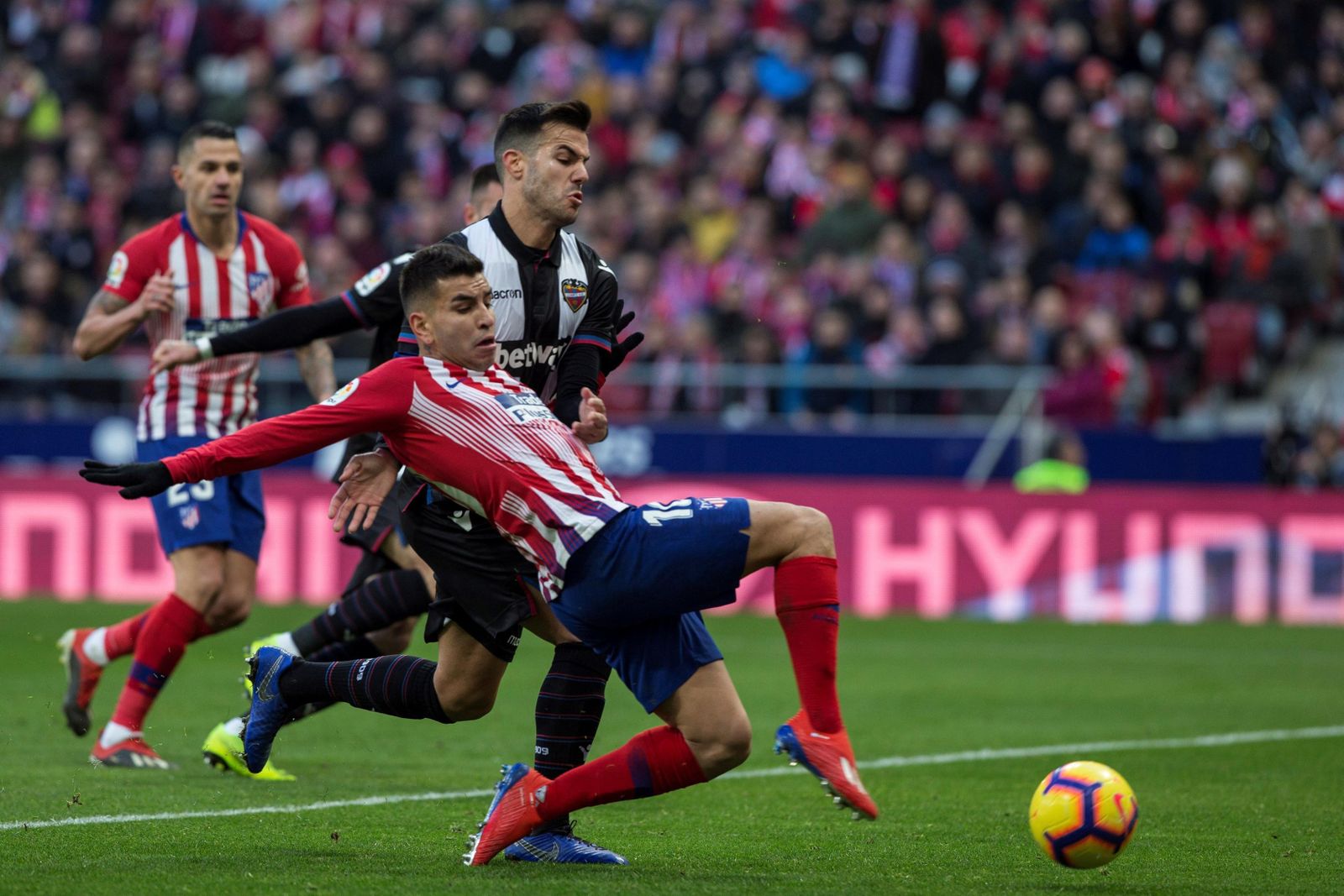 El Atlético de Madrid-Levante, en imágenes