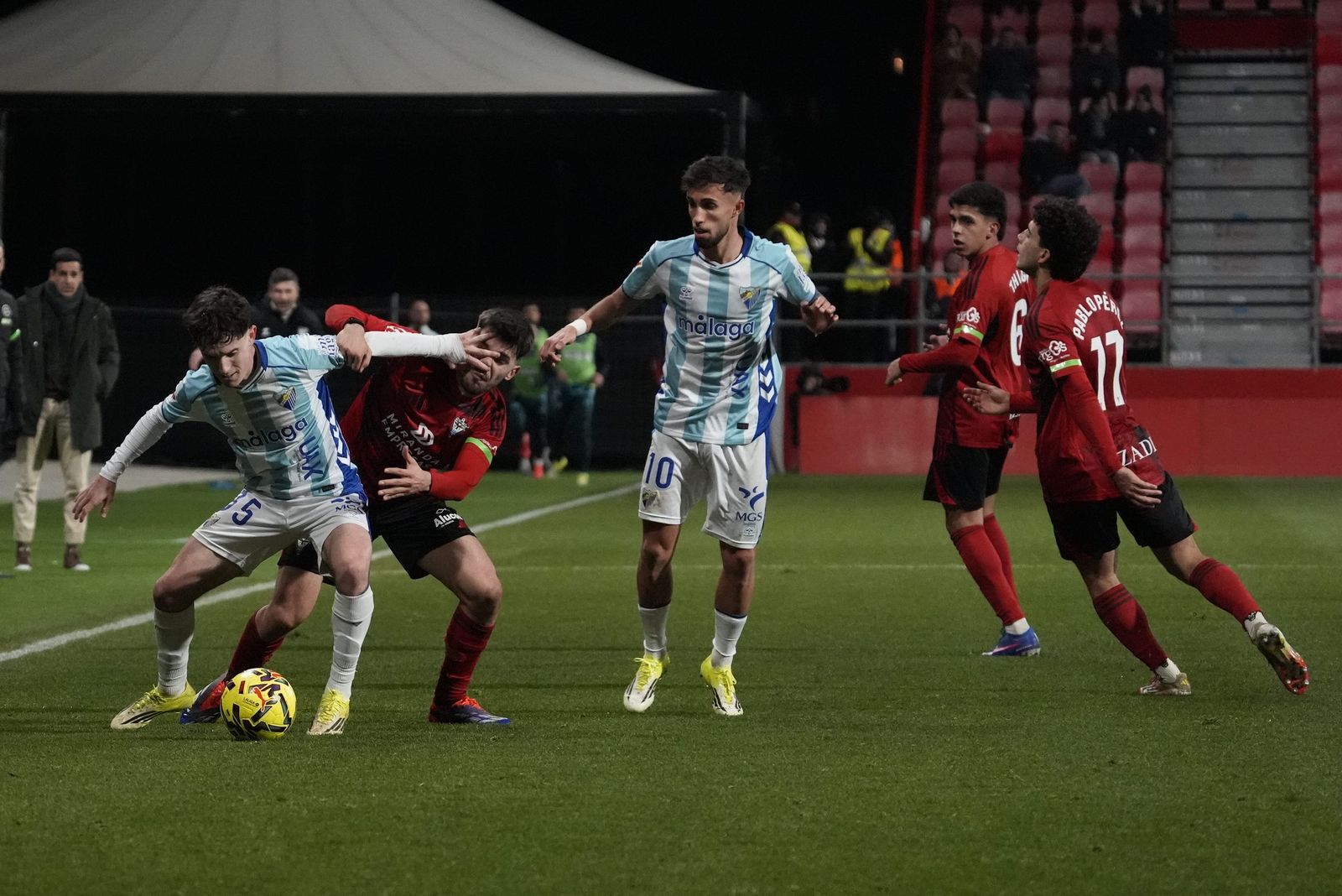 El Mirandés-Málaga CF, en fotos