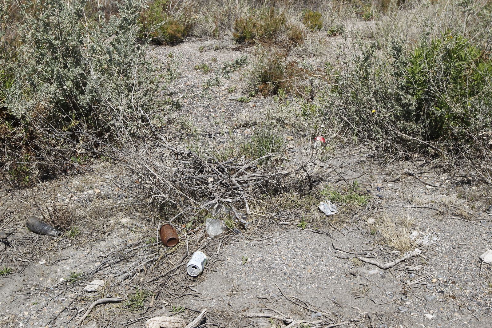 Fotogalería basura en el Desierto de Tabernas