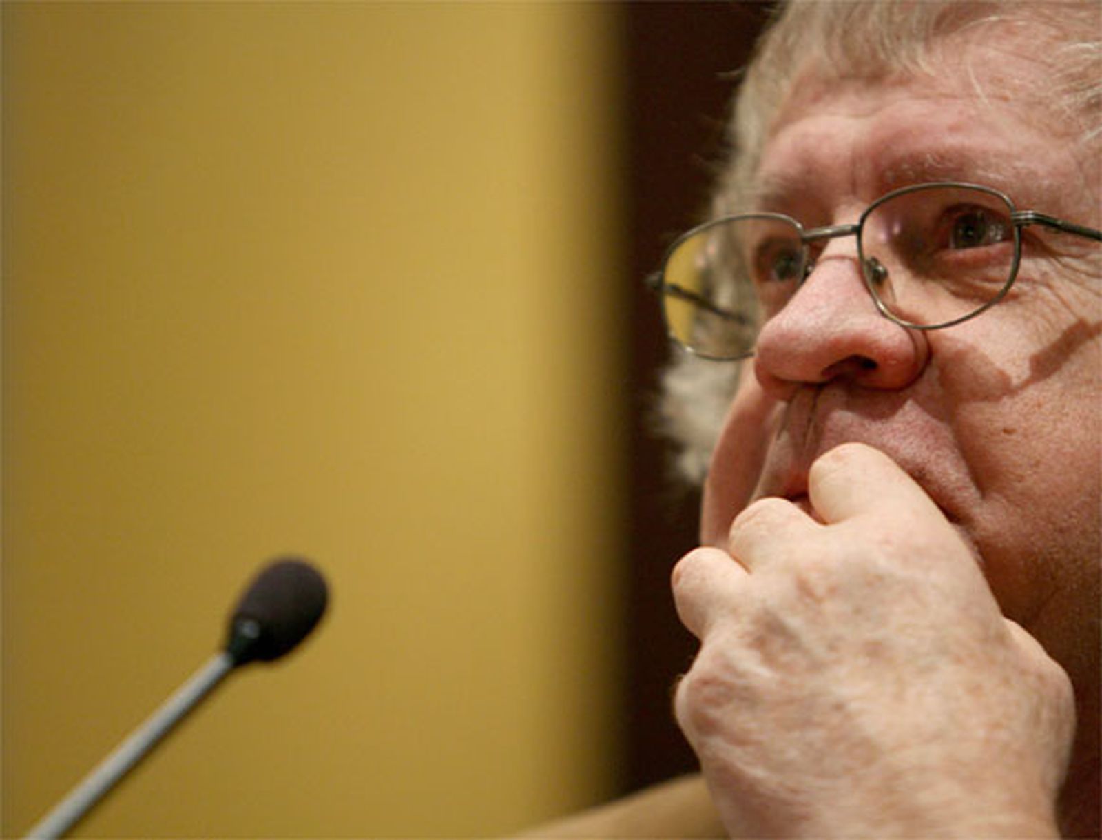 Ian Gibson acompañará en la Audiencia Nacionala las familias de los enterrados con Lorca para pedir su exhumación