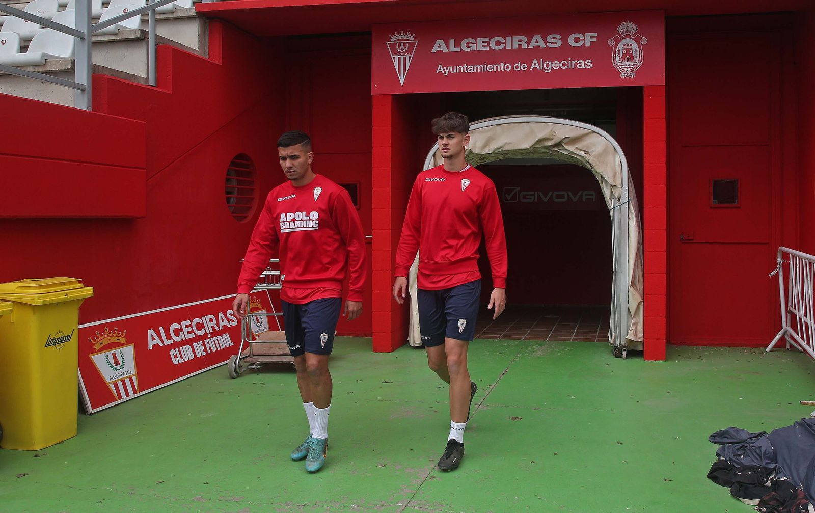 Fotos del entrenamiento del Algeciras CF con el portero Rubén Miño