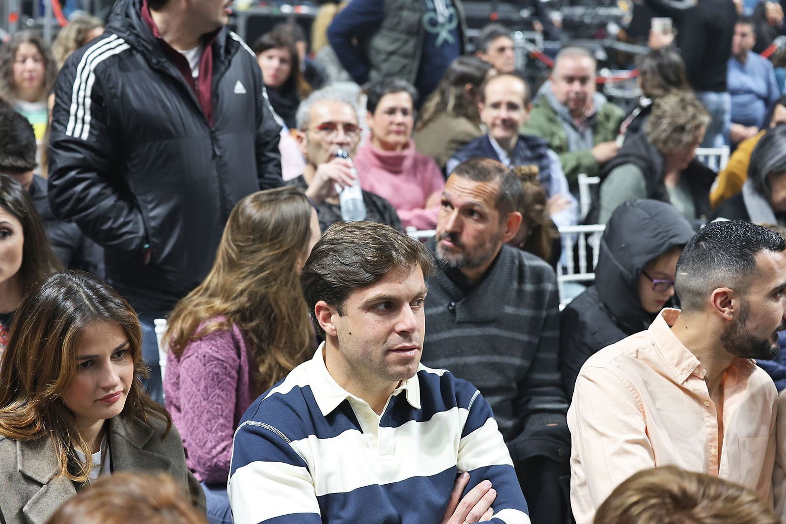 Imágenes del ambiente previo al concierto de Manolo García