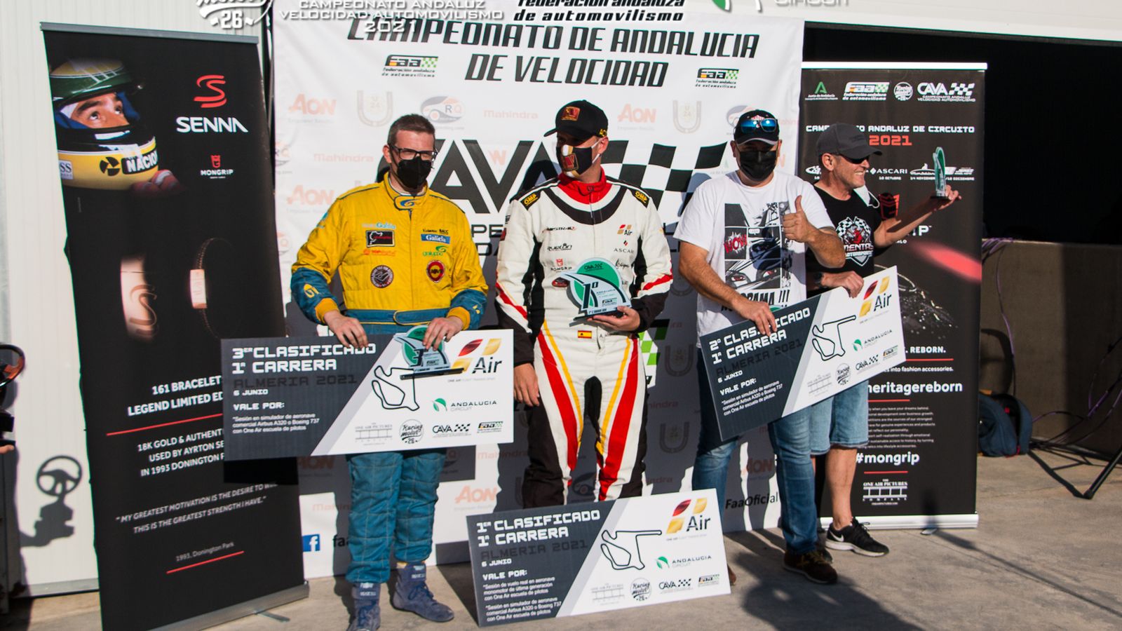 Podio de vencedores en una de las categorías