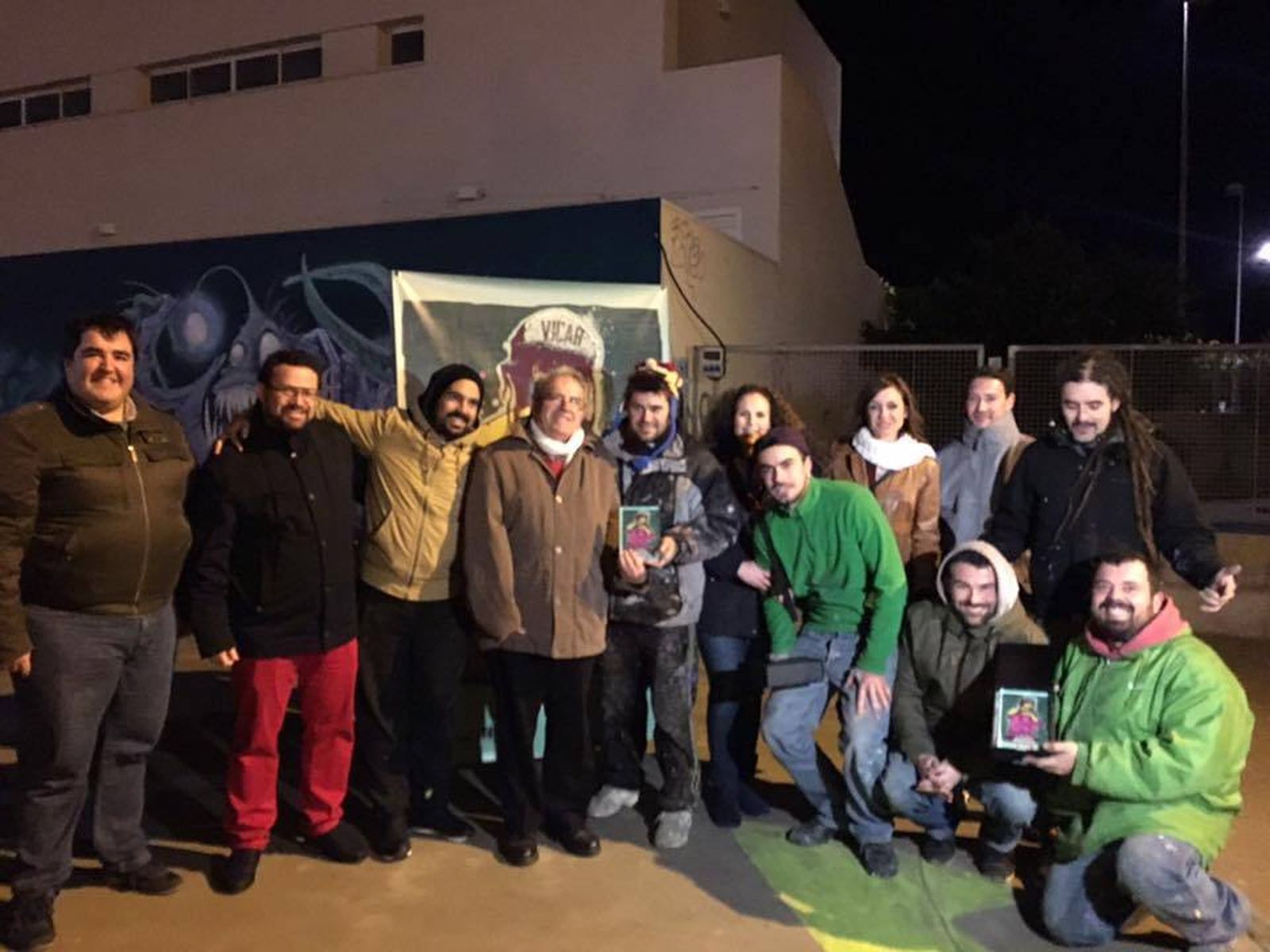 Francisco Moreno, Eduardo Luque ySergio Ginés pintan el mejor graffiti