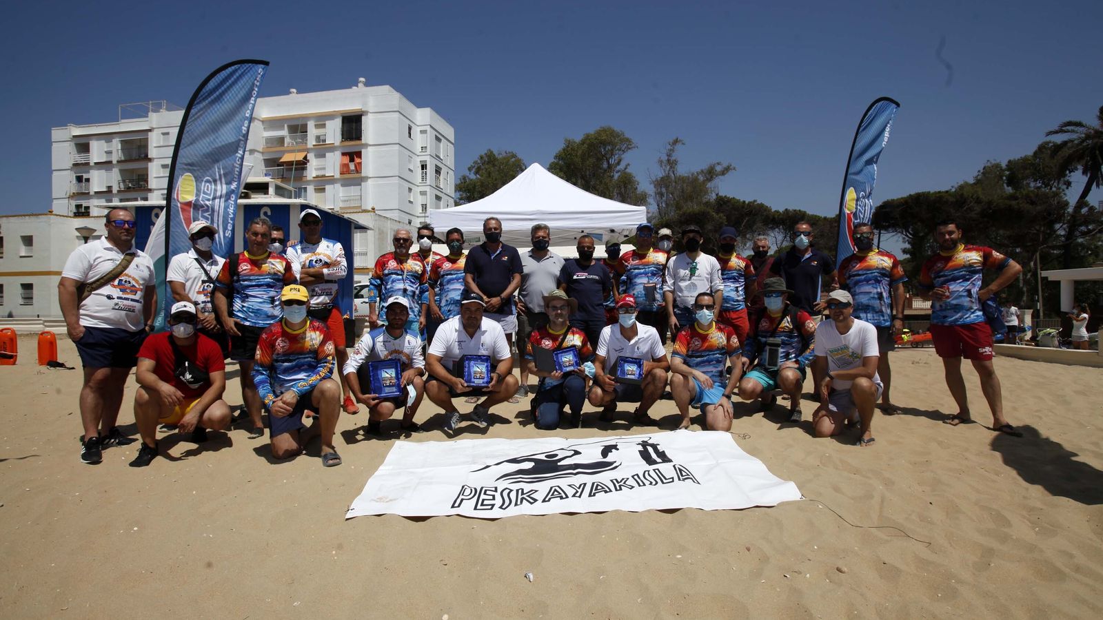 Foto de familia de Todos los participantes en la prueba isleña