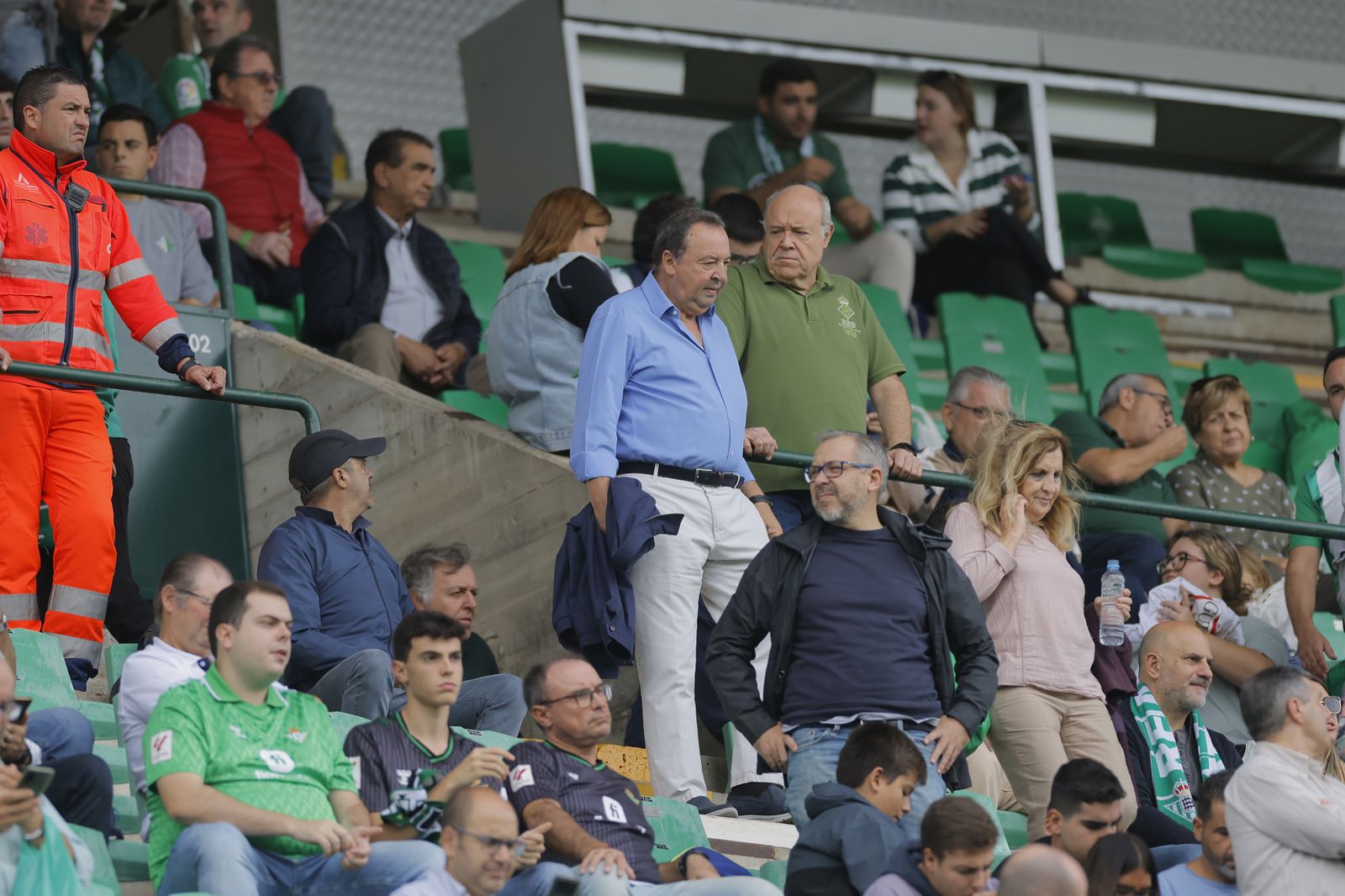 Búscate en las fotos del Betis-Osasuna