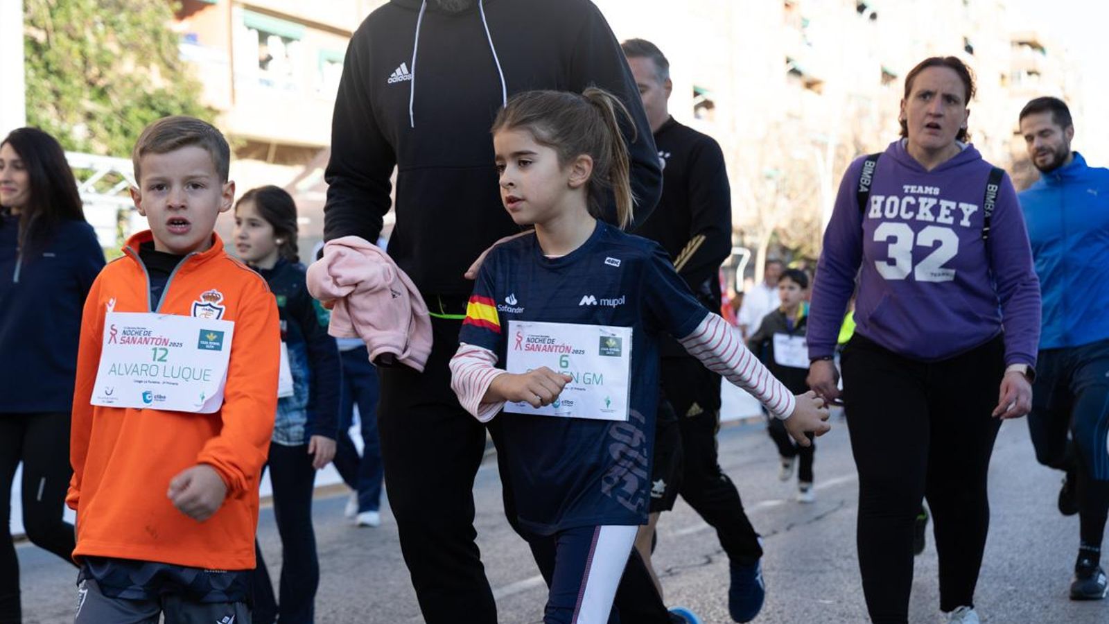 En imágenes: Los niños y niñas de los colegios de Jaén, protagonistas de la San Antón Escolar