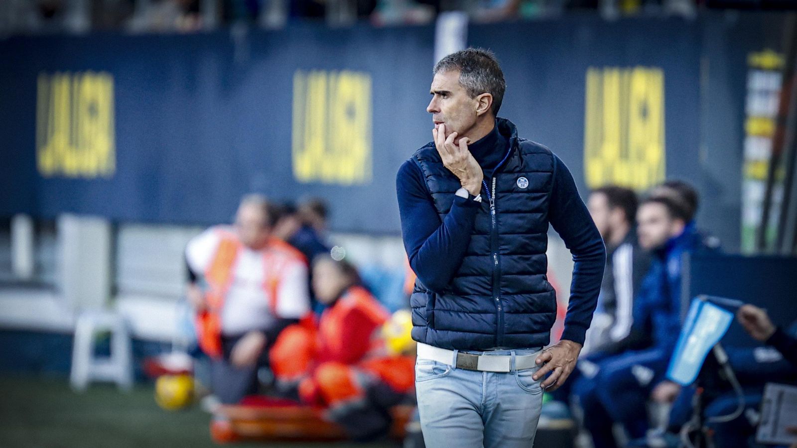 Búscate entre las fotos del partido de fútbol Cádiz CF - Albacete Balompié