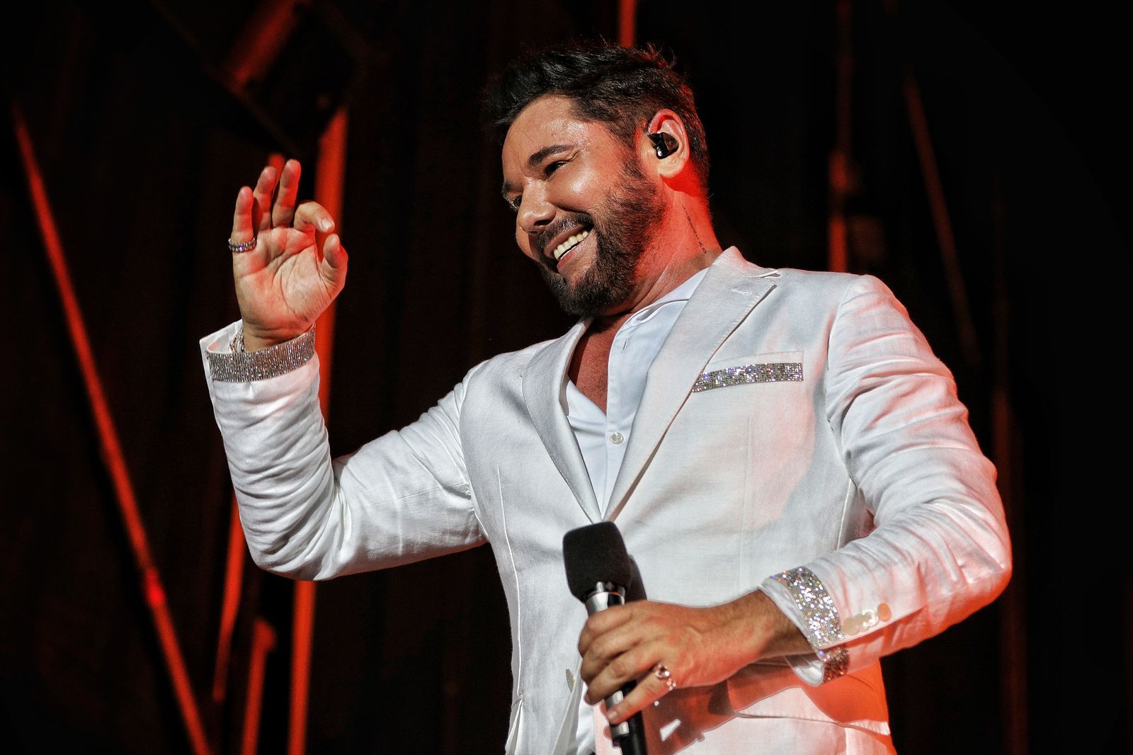 Búscate en el concierto de Miguel Poveda en Concert Music Festival