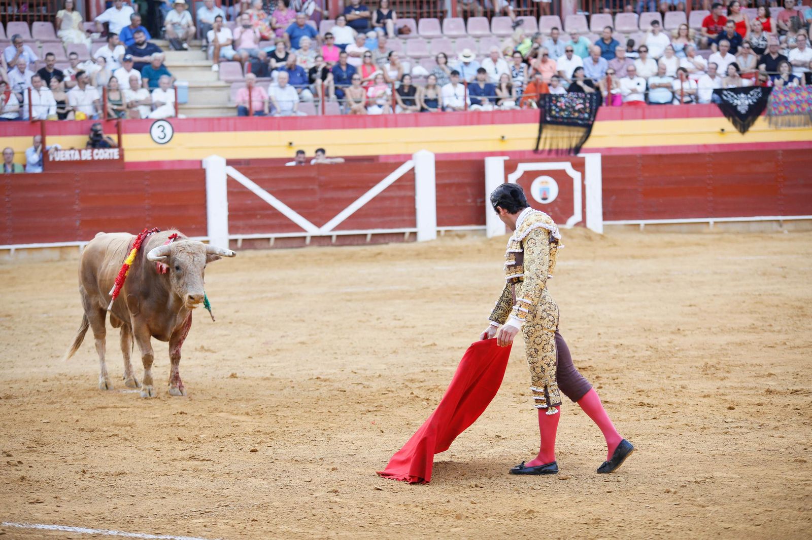 Imágenes de la corrida de toros en Roquetas de Mar