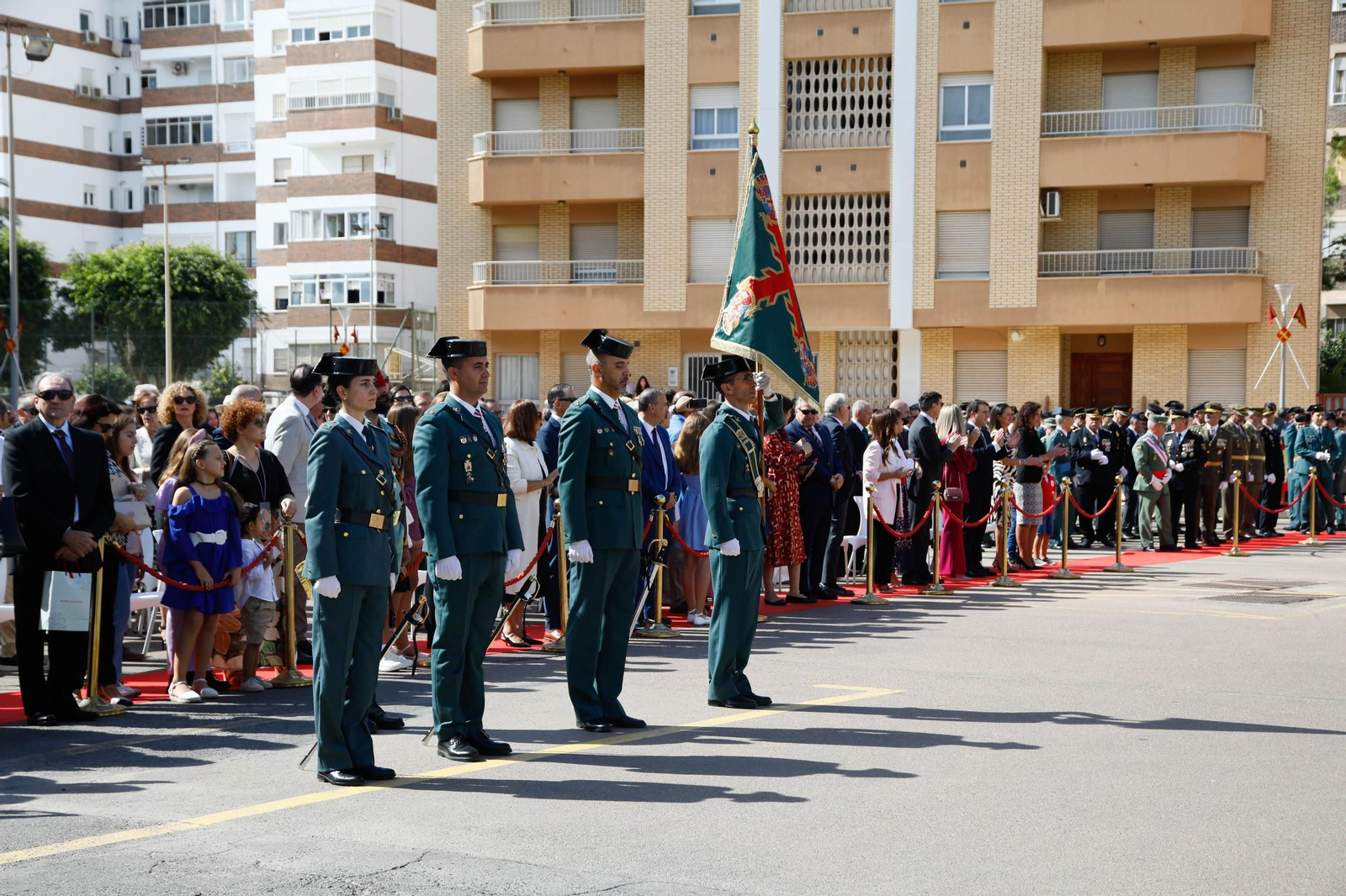 Los actos de la Guardia Civil en honor a la Virgen del Pilar, en imágenes