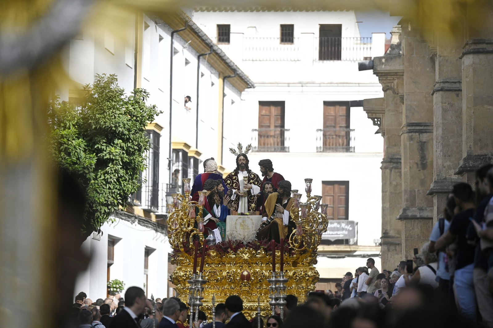 Traslado de la Sagrada Cena a su templo tras el Magno Vía Crucis