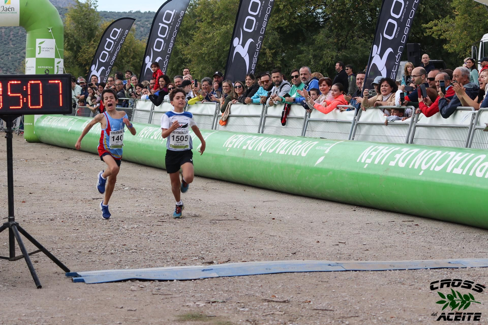 La emoción de la 39 edición de la Cross del Aceite de Torredonjimeno, en imágenes